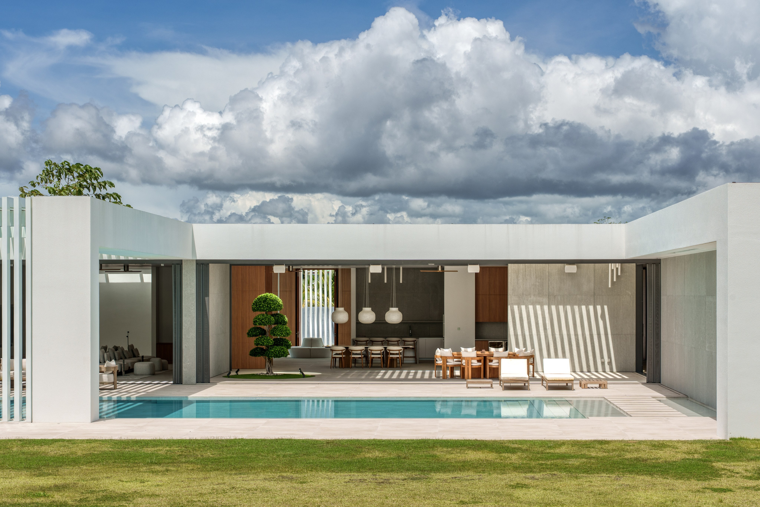 Villa IW Plus Out Design Studio. Интерьерный фотограф на Пхукете | Perelude Interior