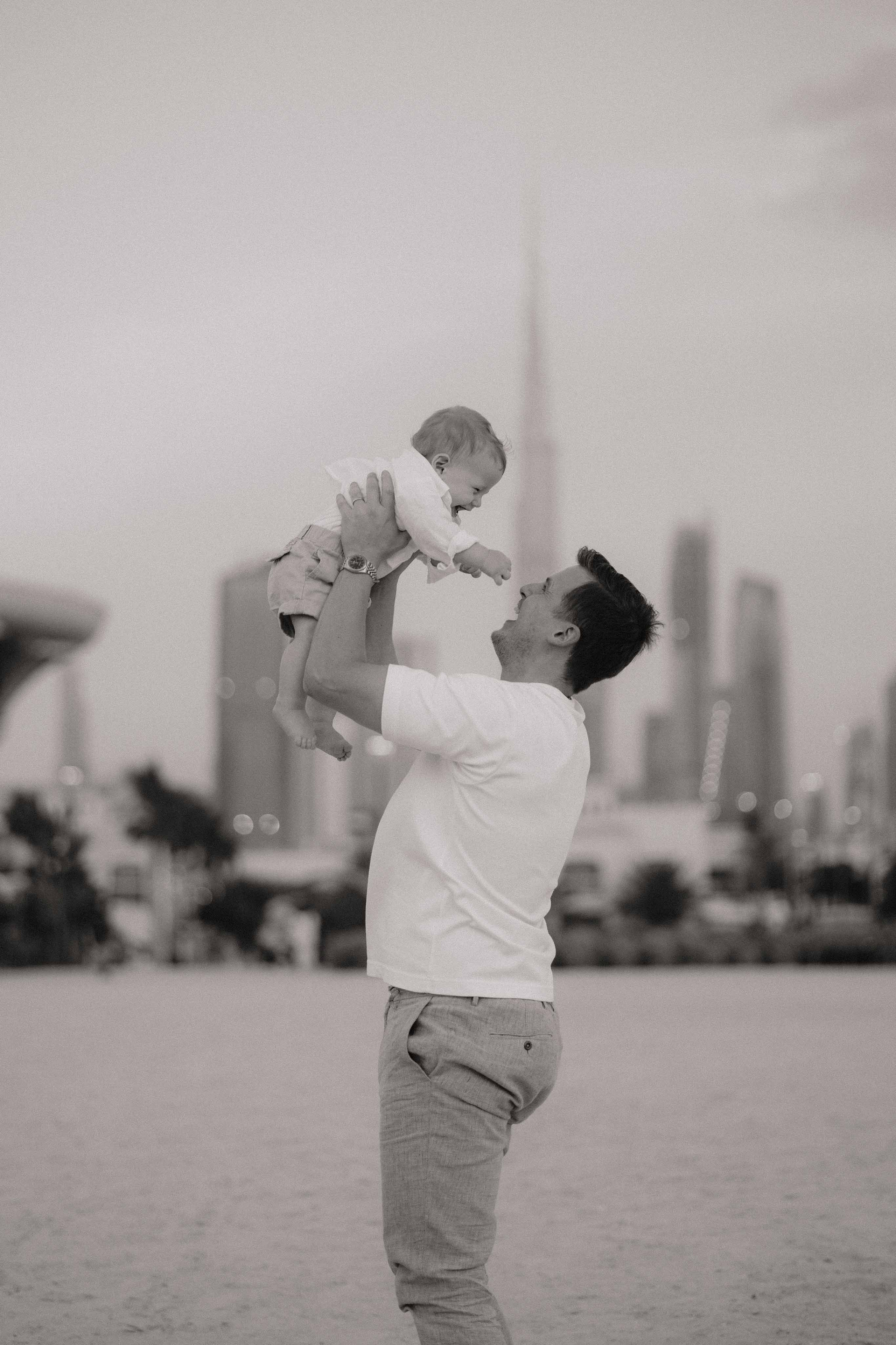Matteo. Wedding, Maternity & Family Photographer in Dubai, UAE & Worldwide