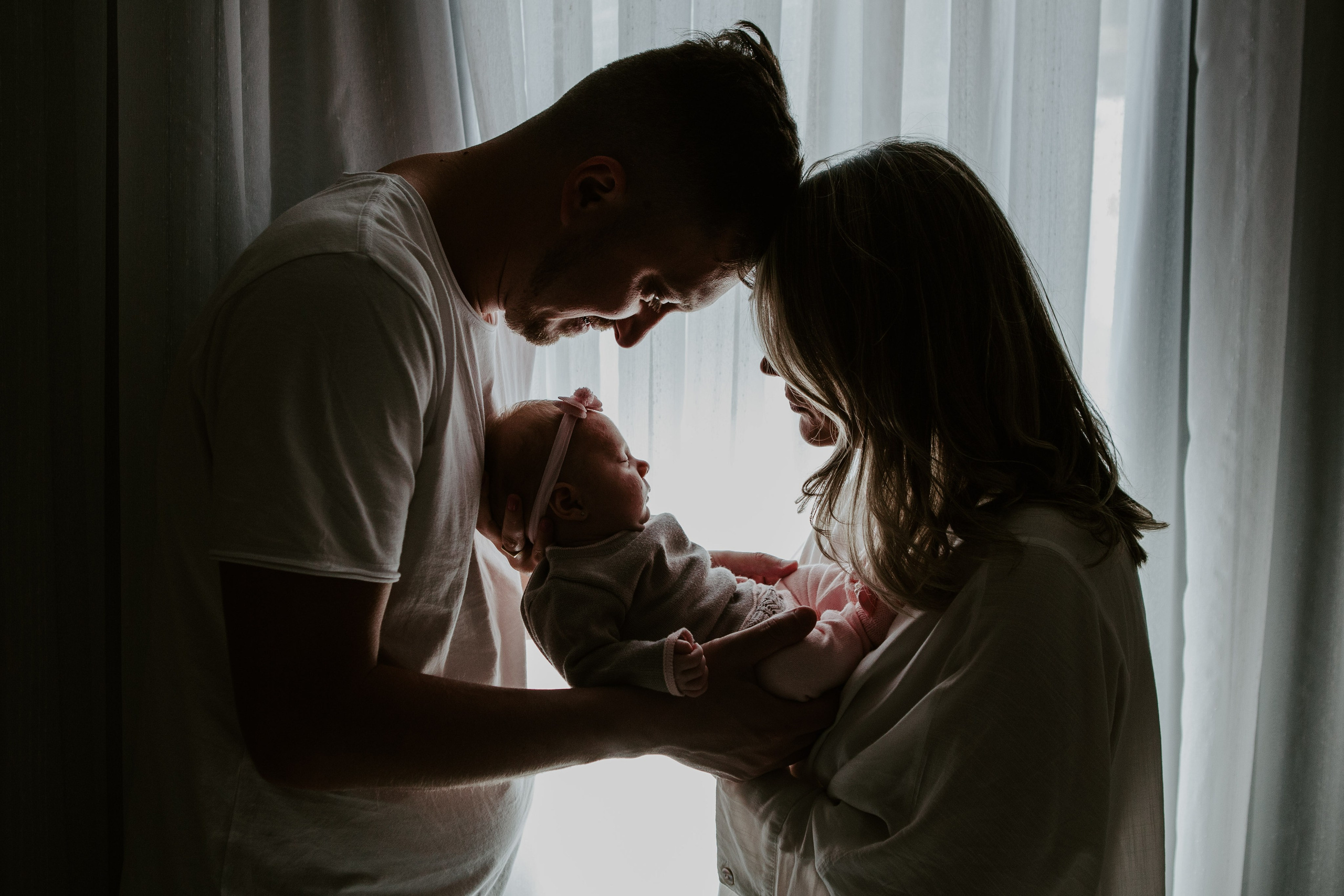 Bebê em casa. Fotógrafa de família