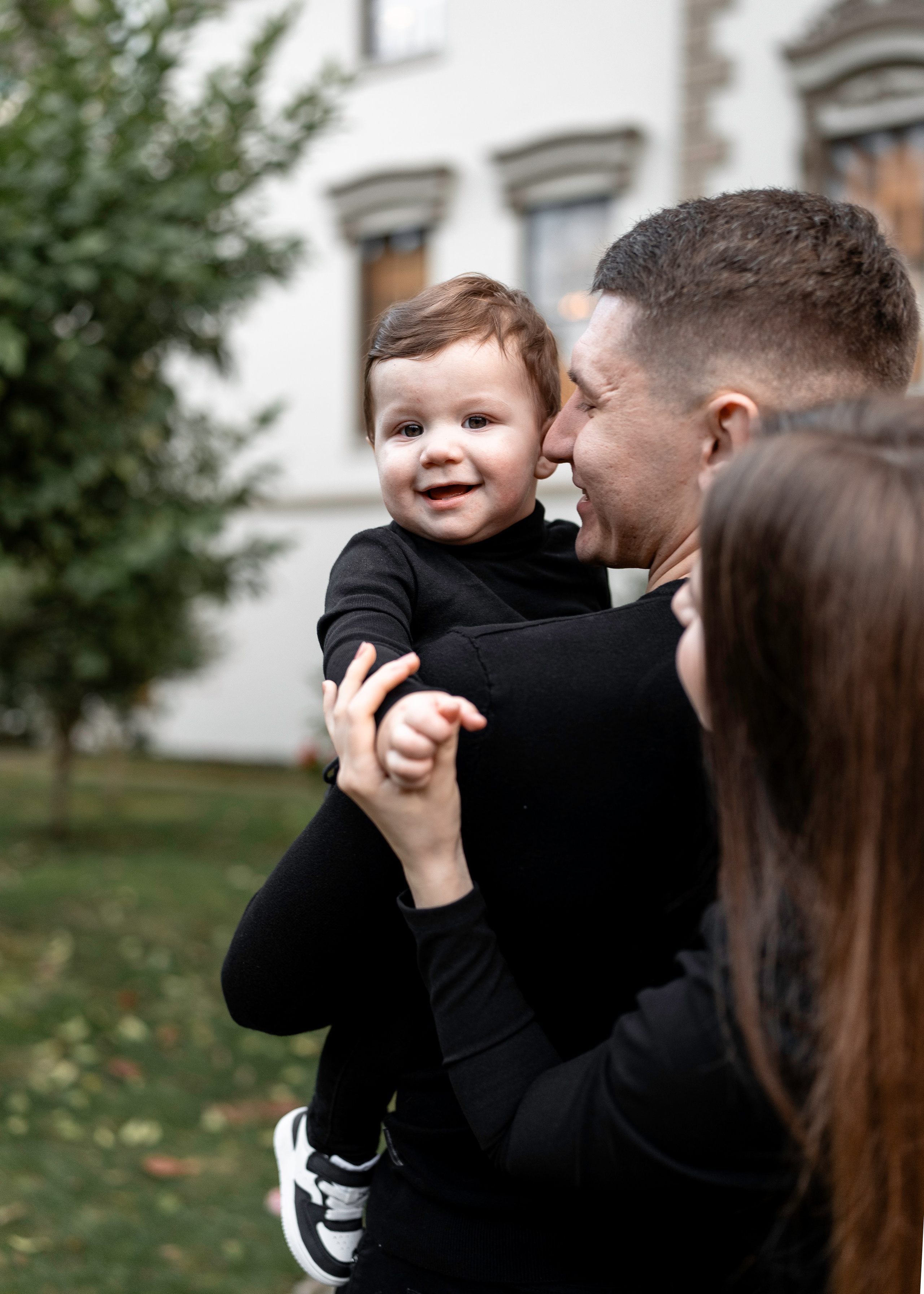 Artem, Nadia & Elisha. Family photographer in Sacramento | Sofia Pavenko