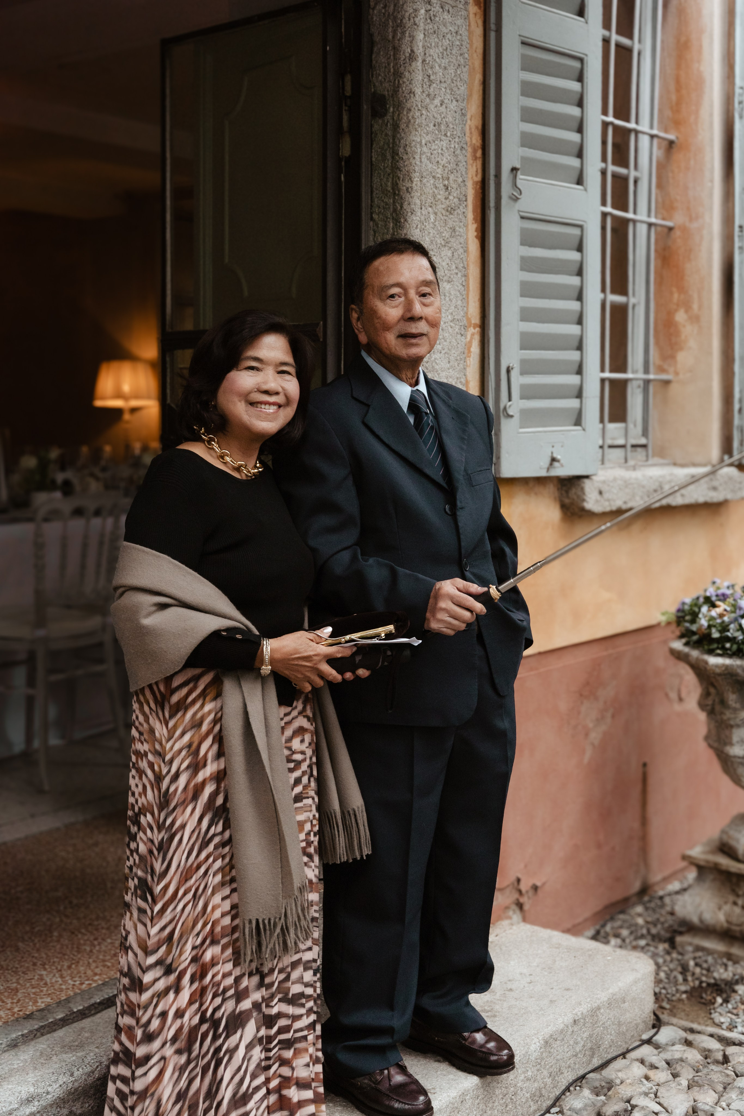 BEATRICE AND RAFAELE_LAKE COMO_Villa Regina Teodolinda. PHOTOGRAPHER IN ITALY