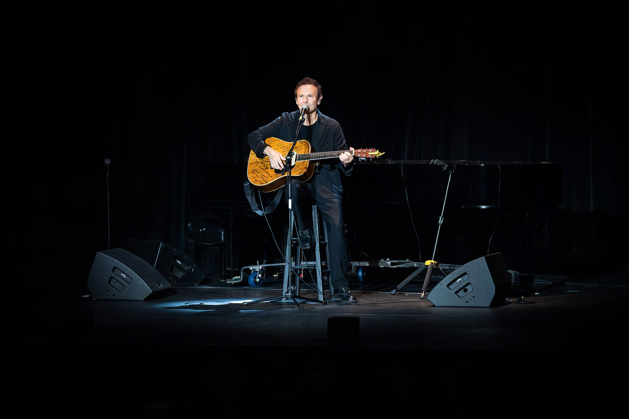 SLAVA VAKARCHUK / LOS ANGELES / 2025. Reportage concert portrait photography in the San Francisco Bay Area