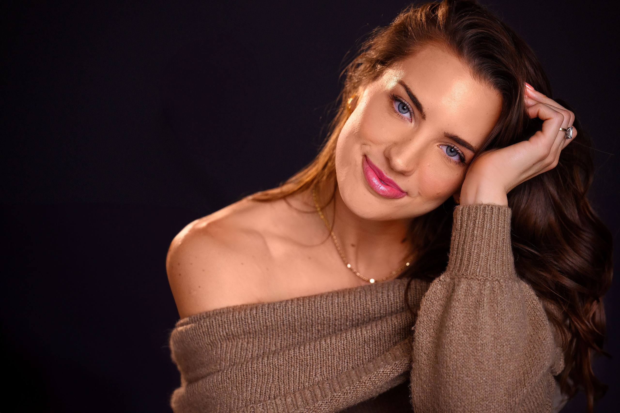 Amber. Wedding, maternity and family photographer in Charlotte Tasha Minn