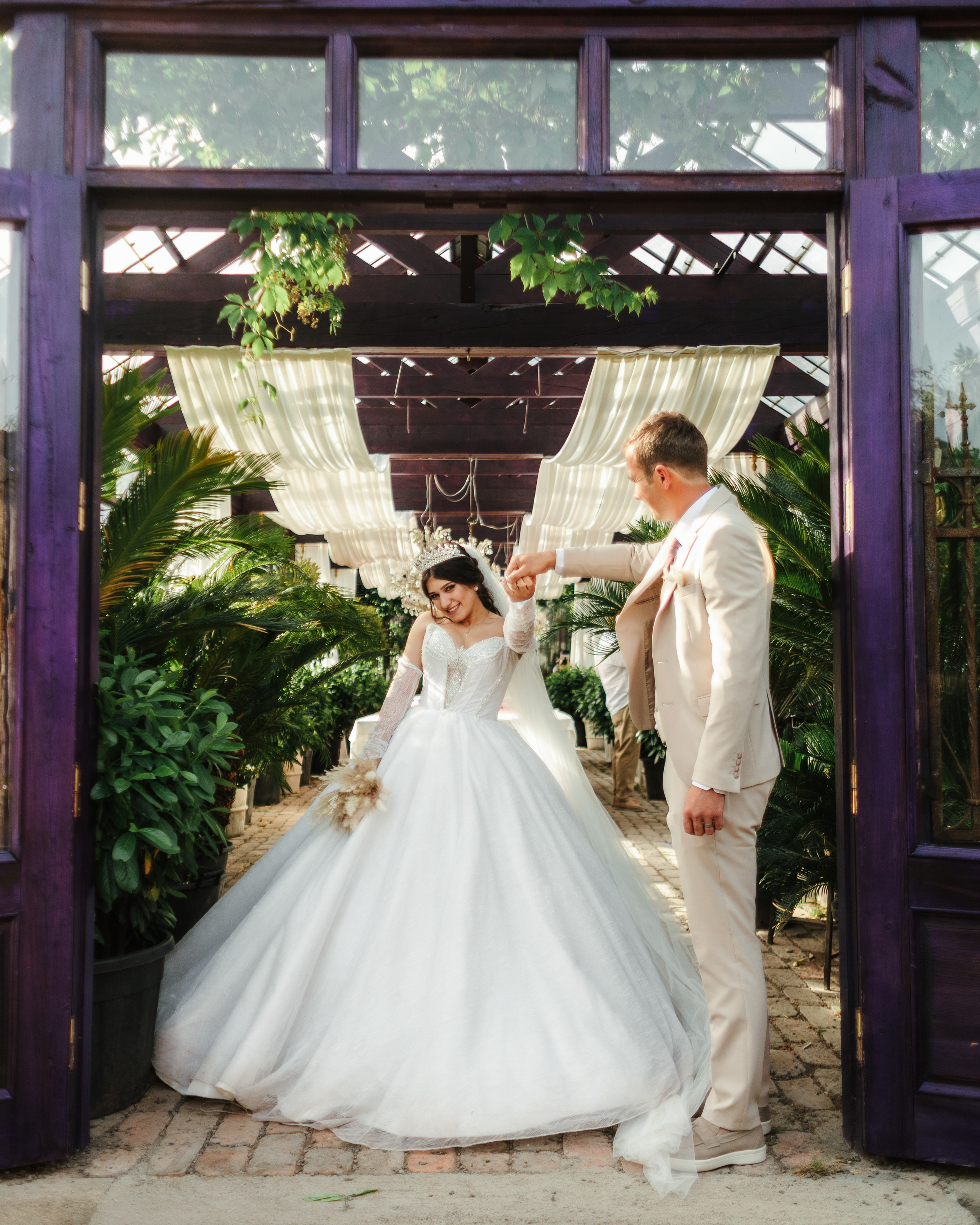 Nino & Giorgi. Bspander