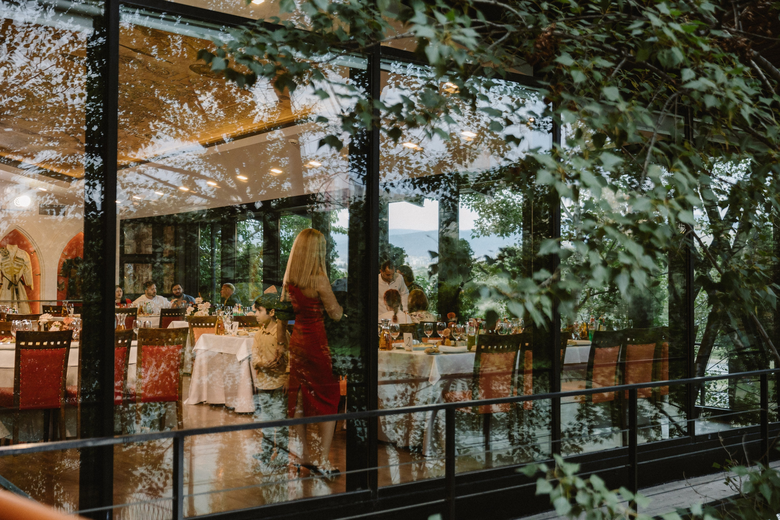 Alexandra & Koba. Photographer Anna Nazarenko