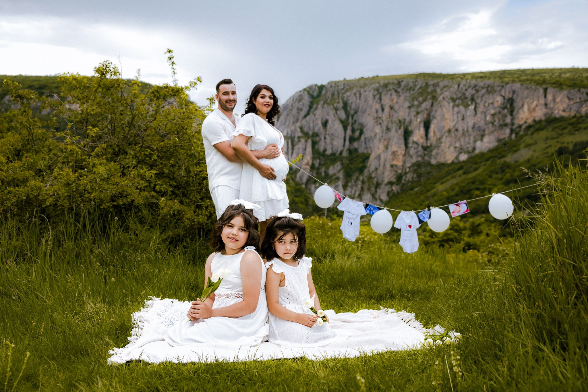 Ședințe foto de familie. Portré 📸 Photographer | Newborn photos • Maternity photos • Engagements • Weddings • Events • Portraits • Families • Birthdays • Parties