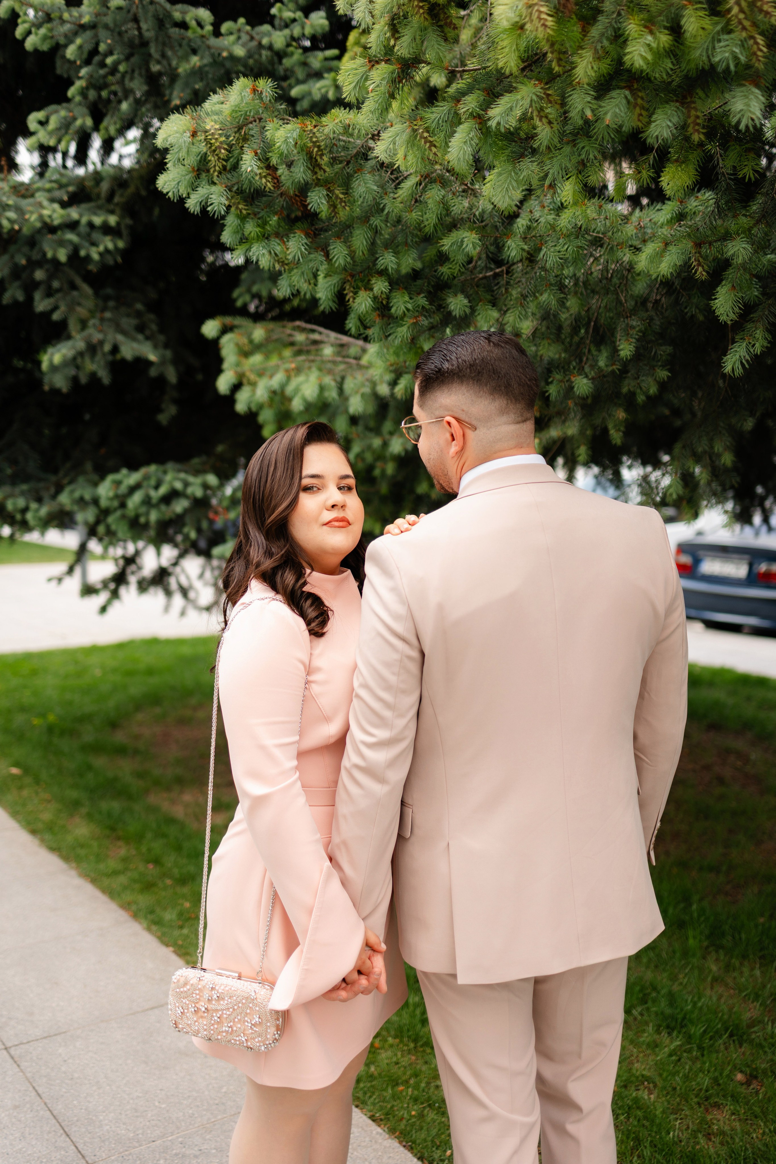 Olivia & Alex. Wedding Photographer, based in Iasi, Romania, but will travel all over the globe to make sure you look amazing in all your wedding photos