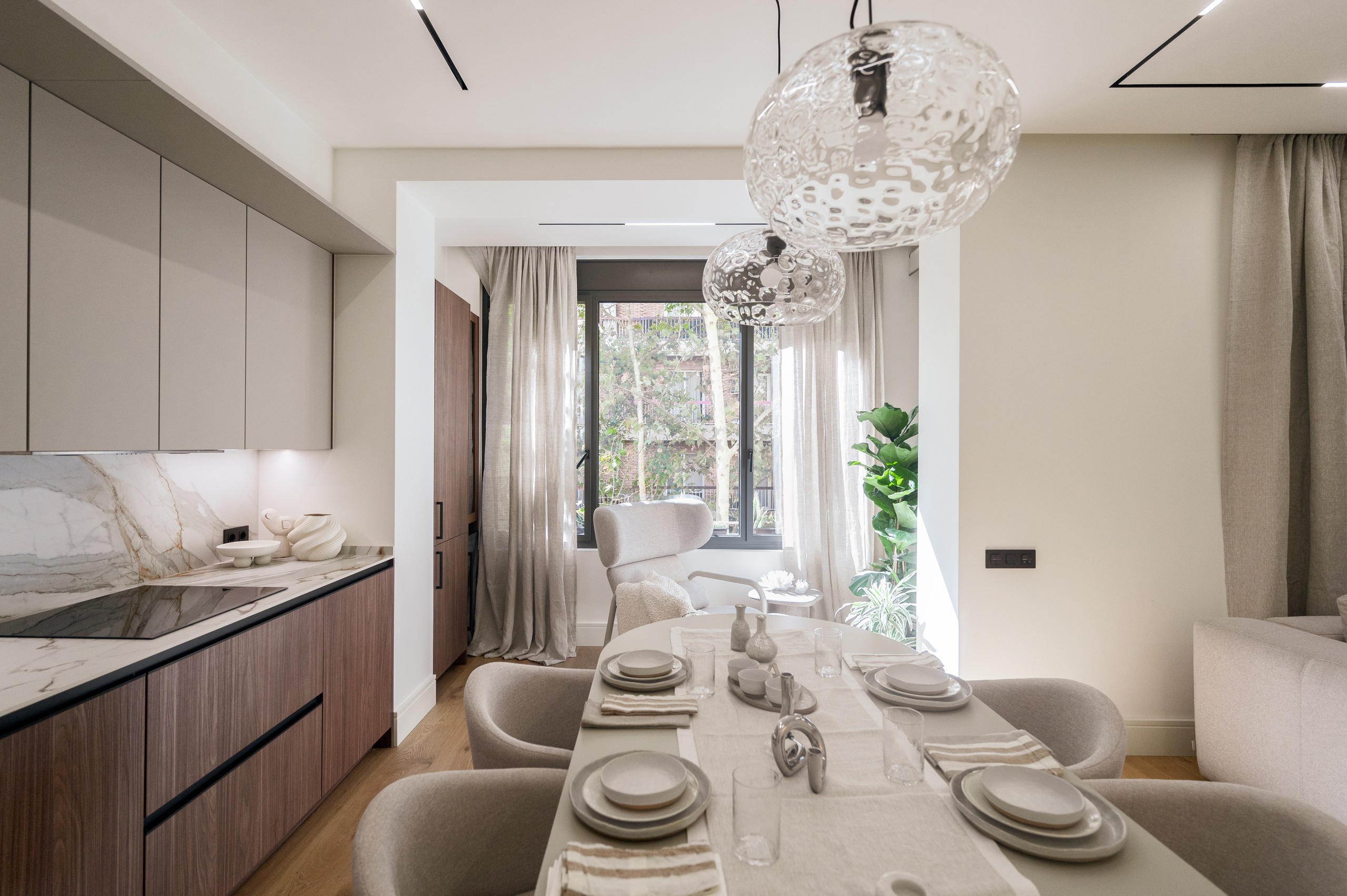 Interiores. Photographer, designer, contentmaker Ivan Batin