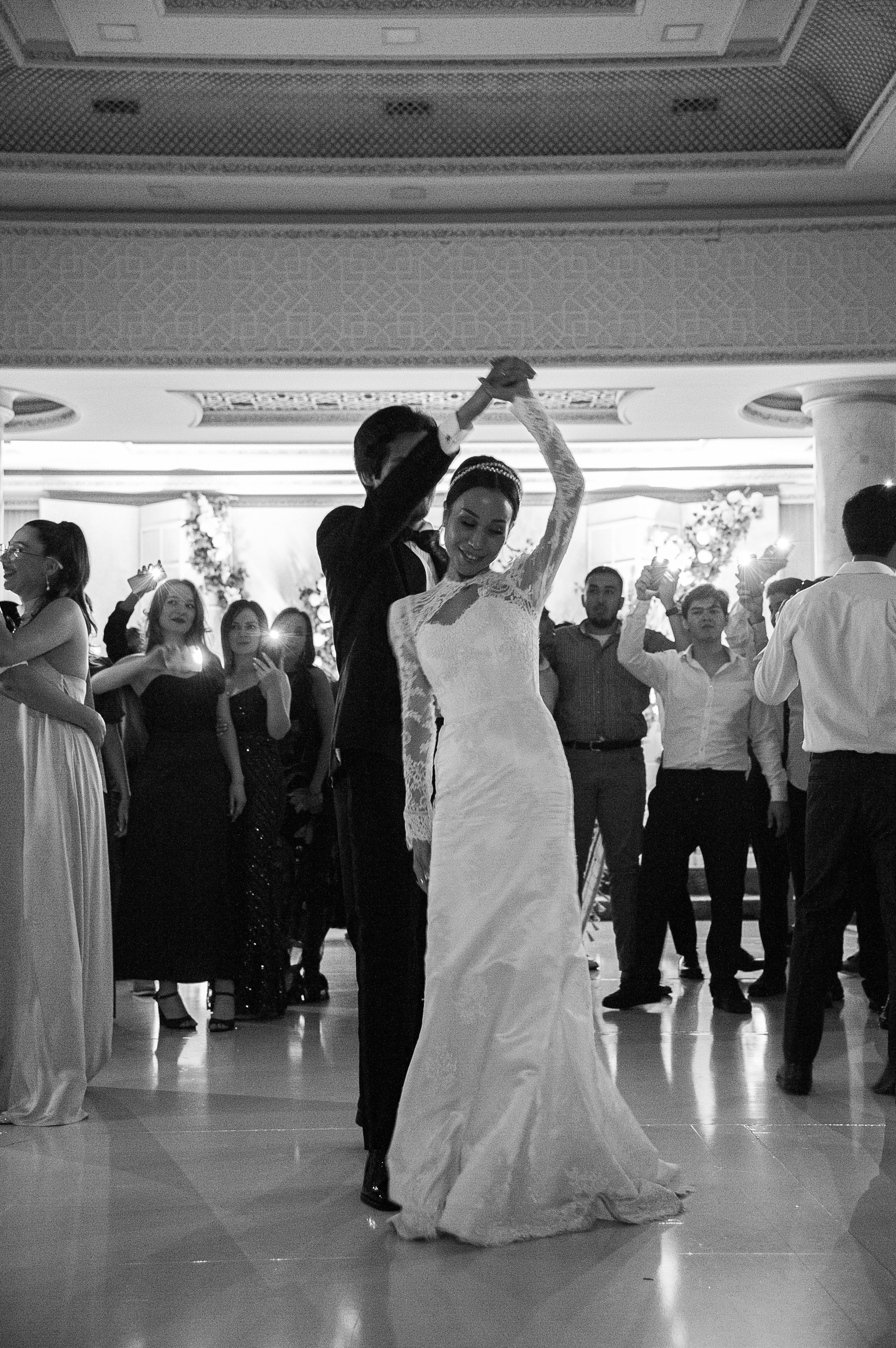 Botir & Zukhra. Главная