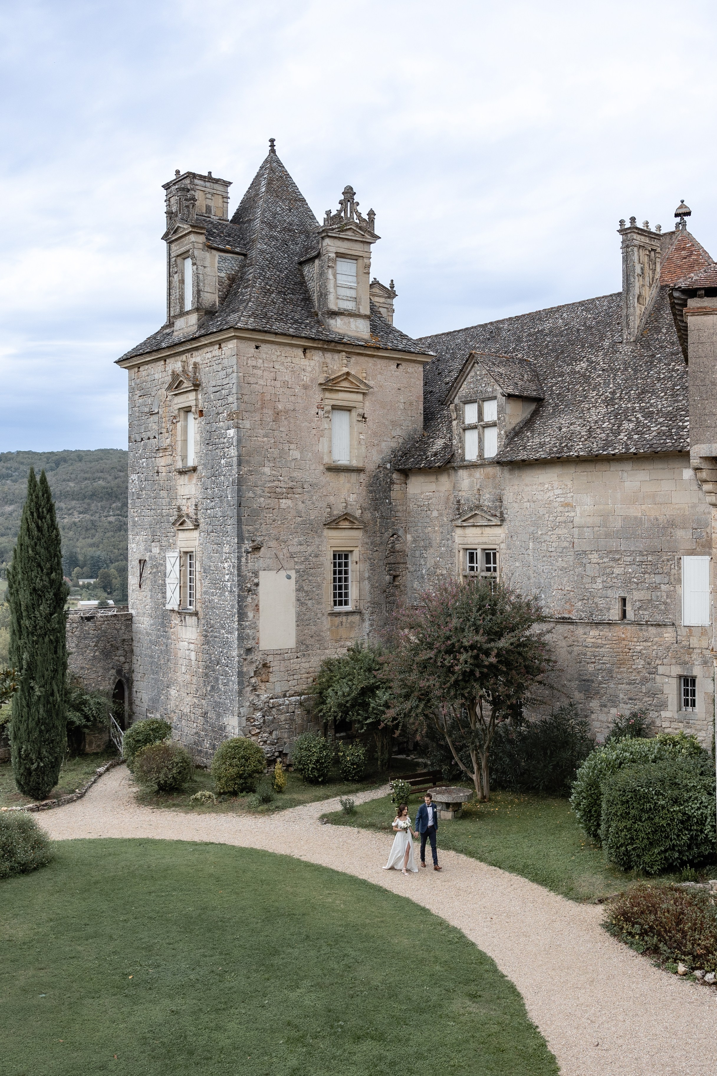 Mariage dans une maison de famille près de Nîmes | Eugénie Smirnova. Eugénie Smirnova — Photographe à Toulouse et dans le Sud-Ouest