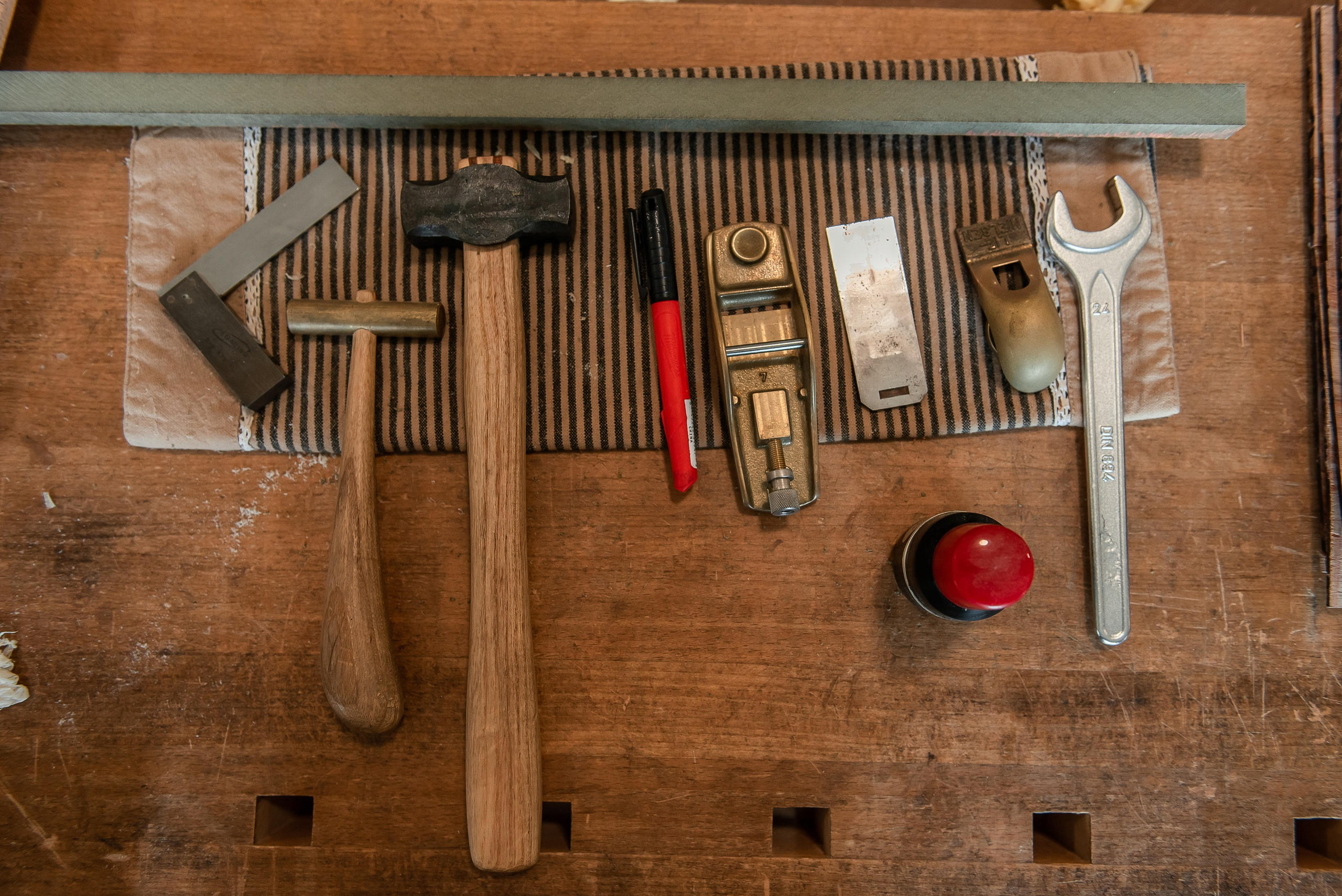 Hasadna — Woodcraft. Portrait photografer in Montenegro