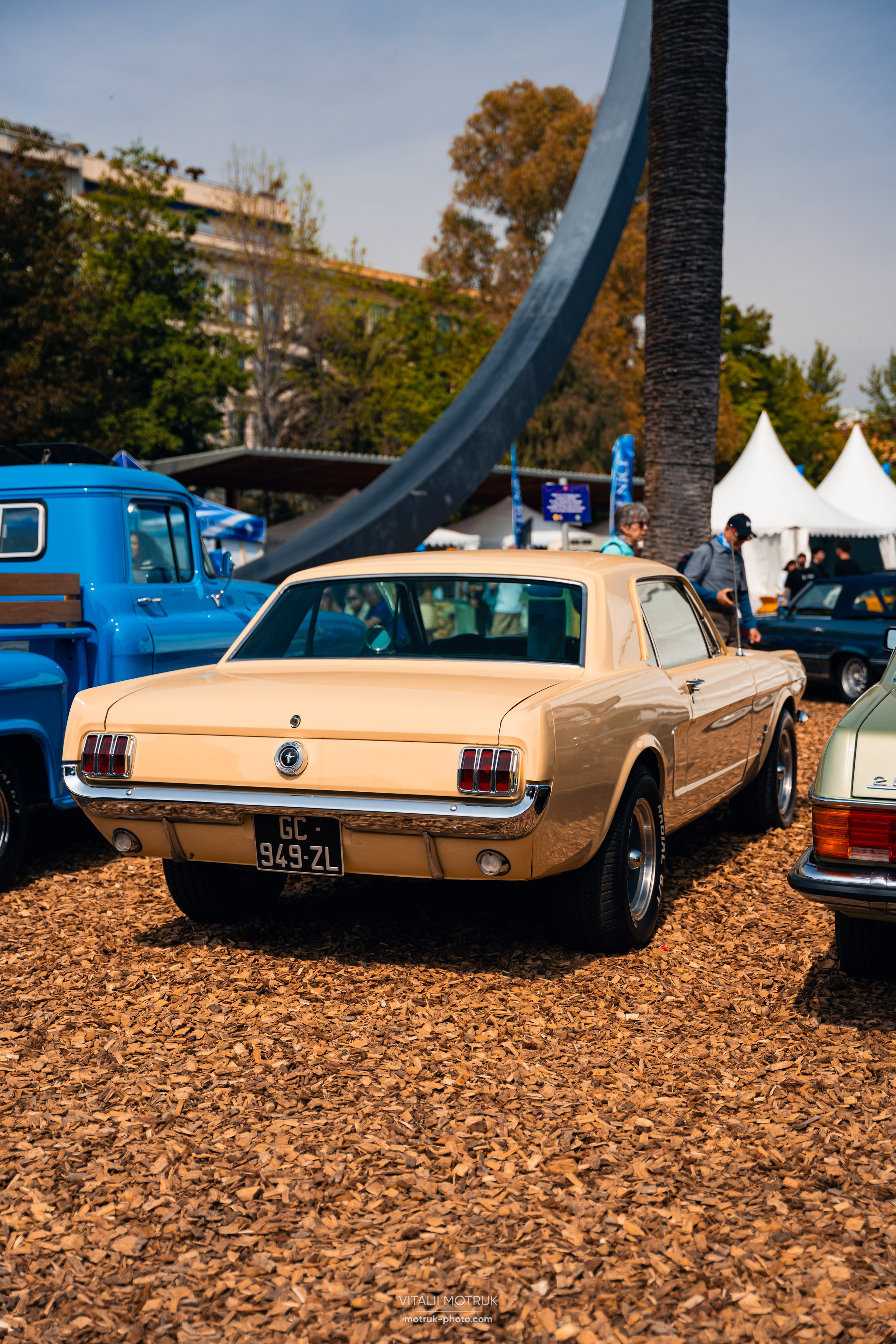 Legends de Nice. Photographe de voitures à Paris — Vitalii Motruk