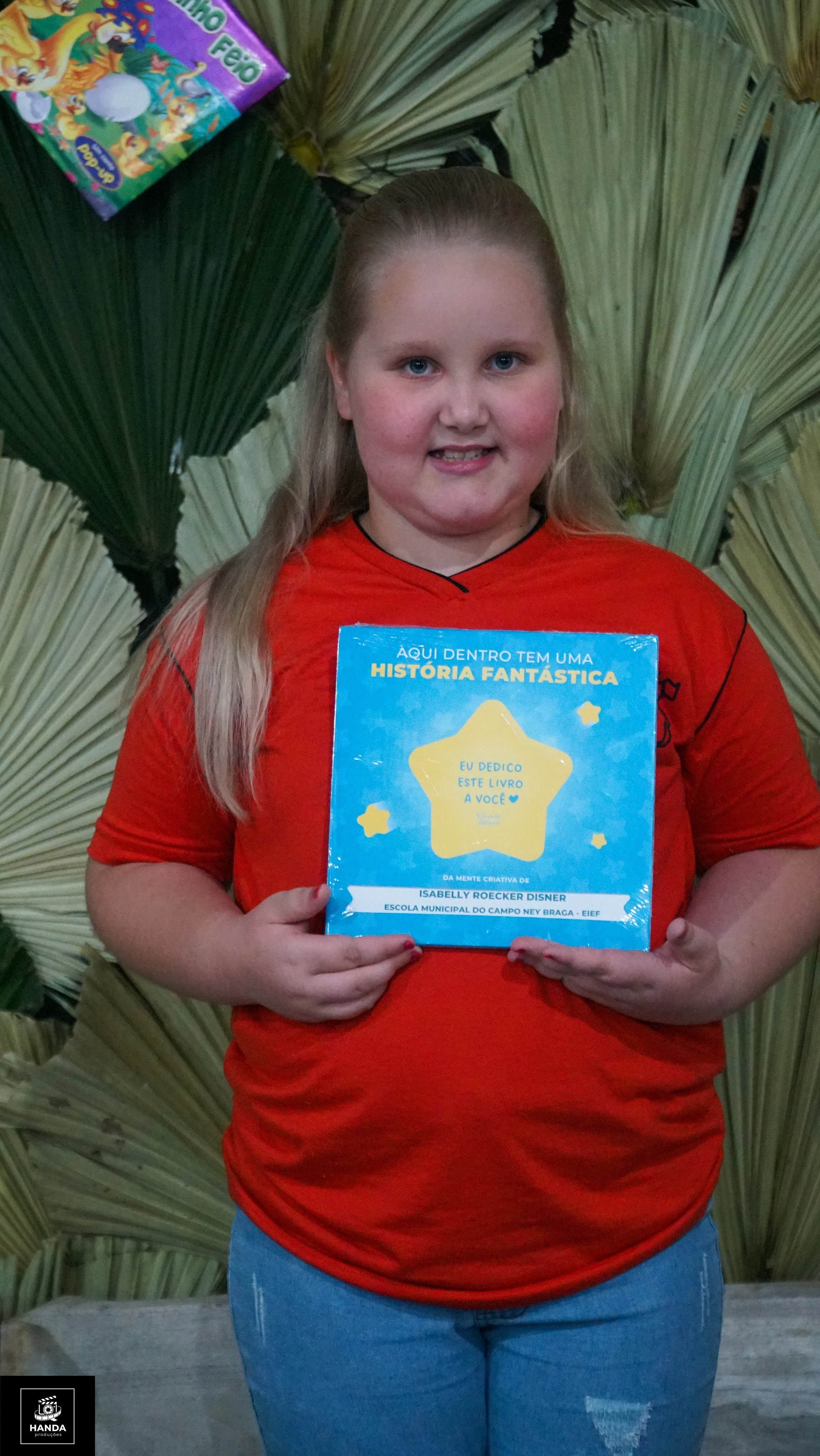 Noite autógrafos colégio Aurélio Buarque de Holanda. Handa Produções