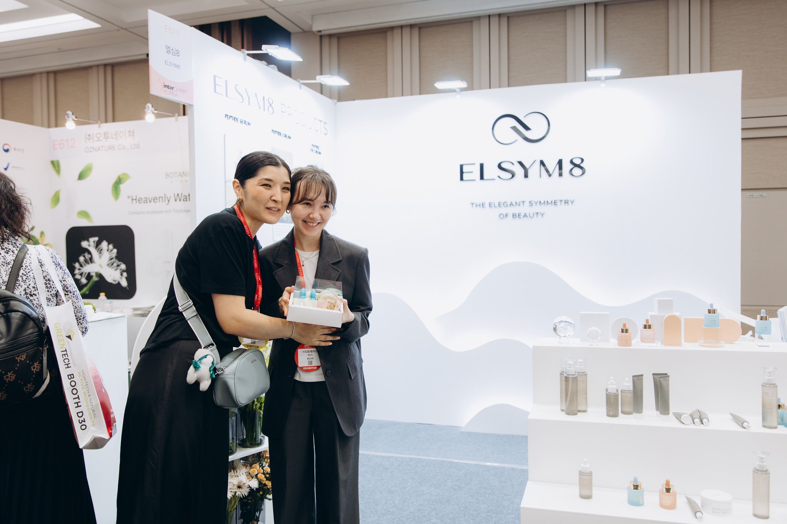 Inter charm Korea 2024 (ELSYM8). Portrait photographer in South Korea Olga Lian