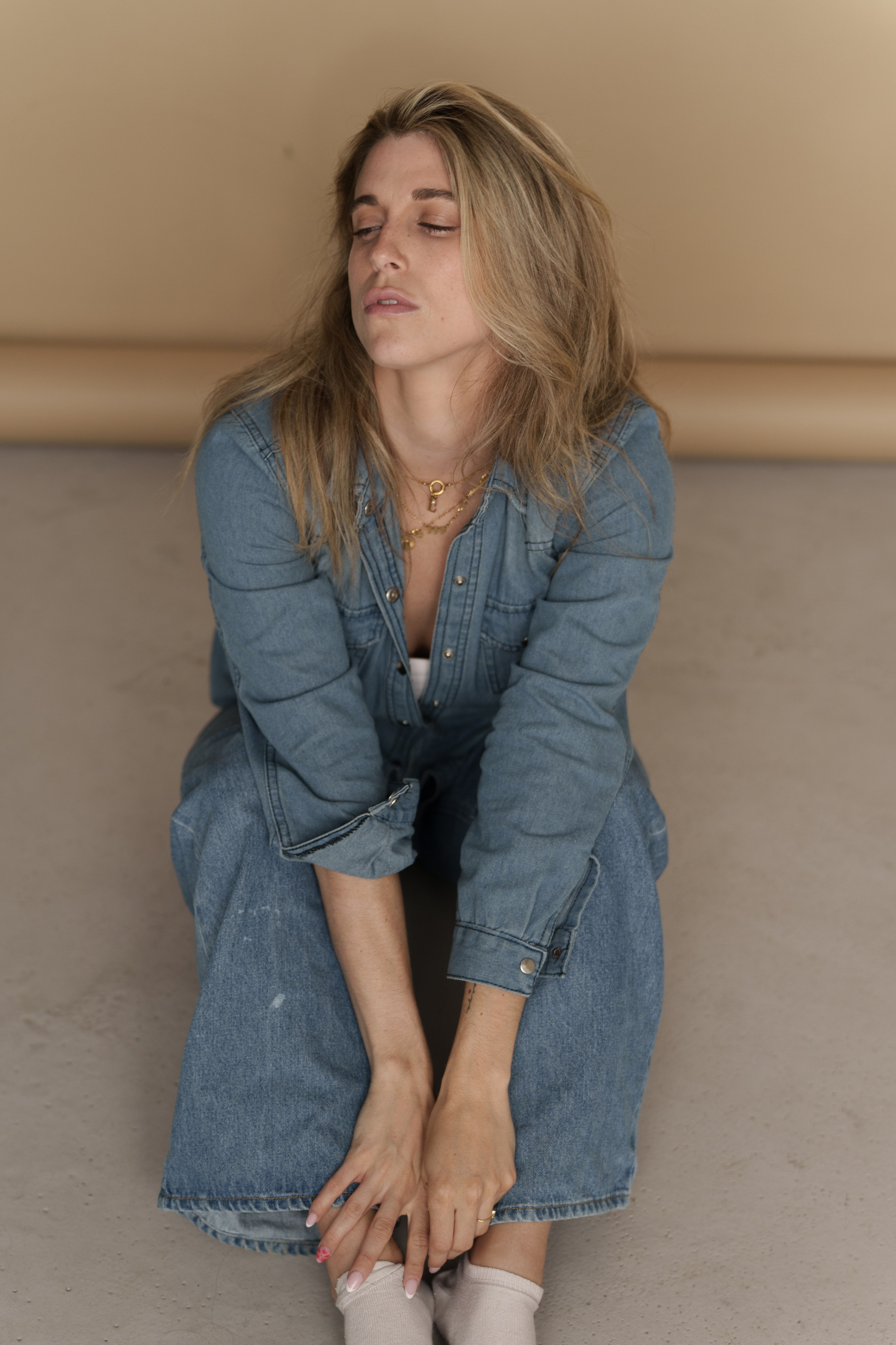 „Kölsch&Shoot“ in Cologne w/ Lisa (Set #2). URBANSTREETFILES.ART