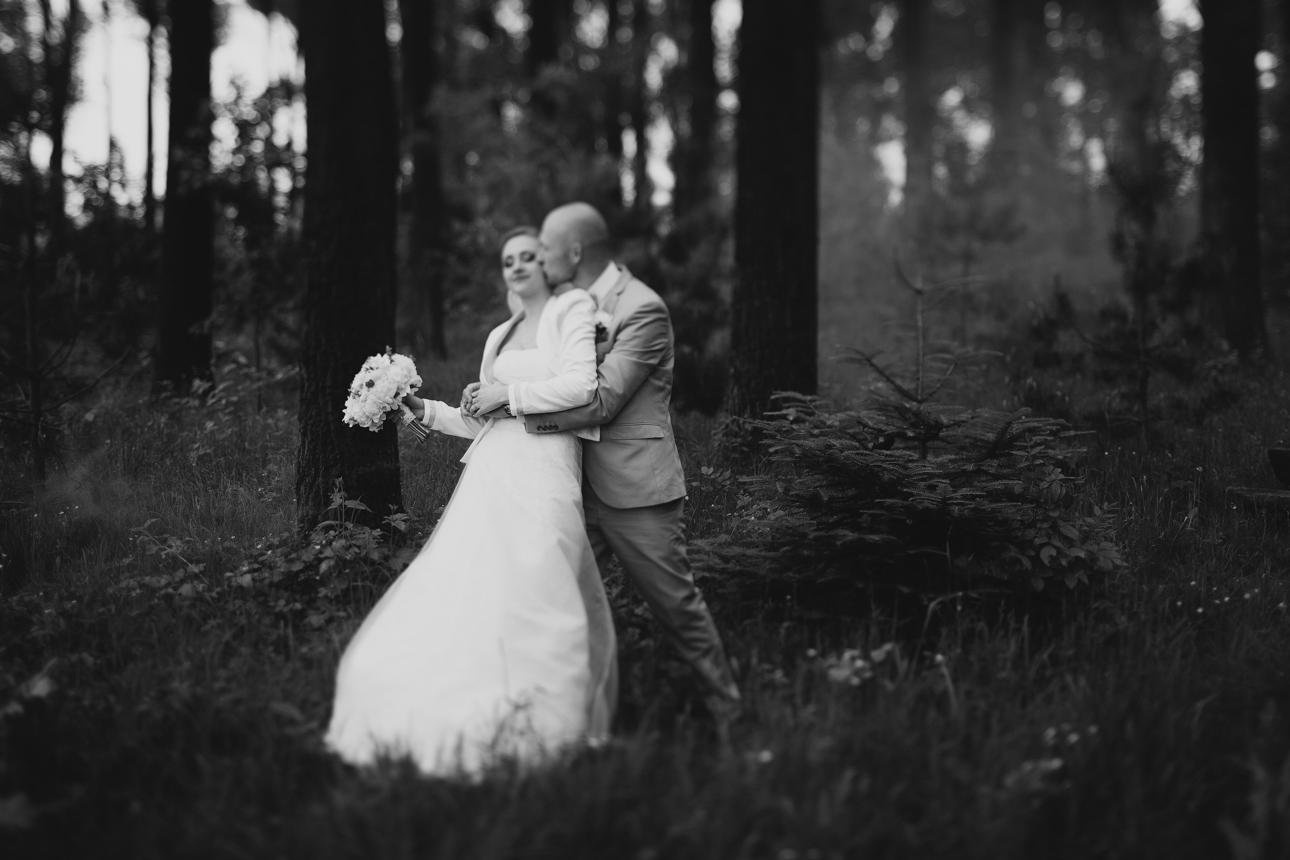 Robert & Andriana, Lviv. Denny Savon — Photographer in Santorini | Weddings, Love Stories & Flying Dress