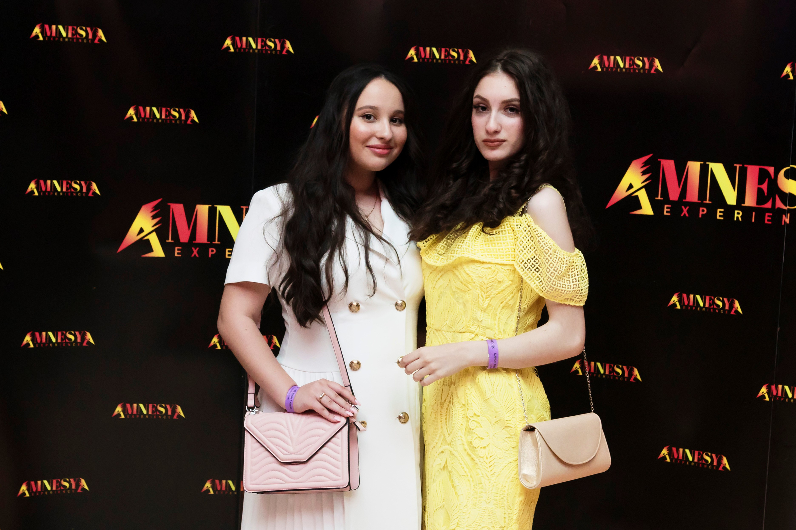 Fotografii Bal Absolvire Club ONE. MDimaFotoStudio. Fotograf de nuntă, evenimente private și de familie