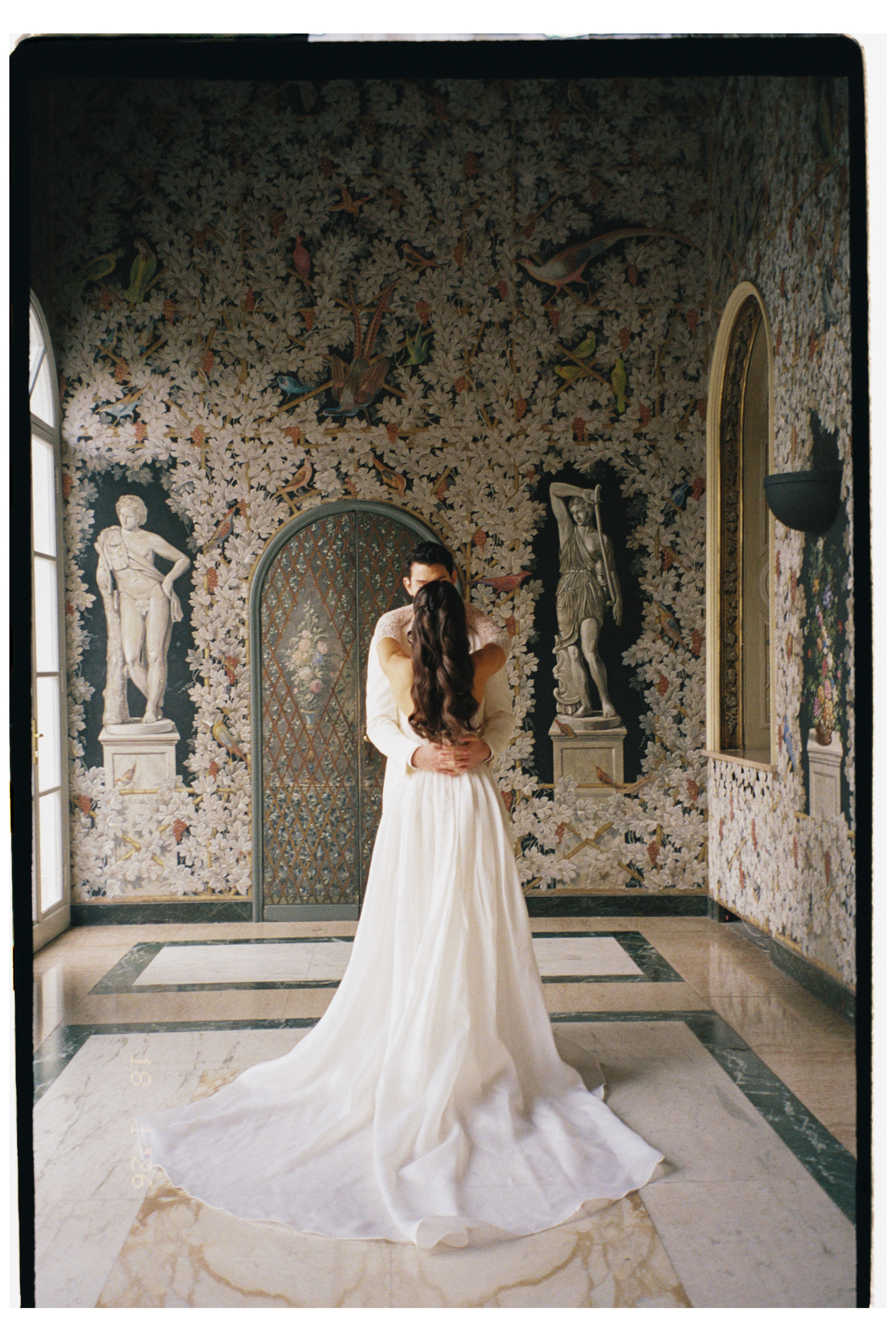 Film 35 mm. Wedding Photographer Rome Tuscany Como Sicily Puglia Amalfy Italy- Oksana Savenchuk