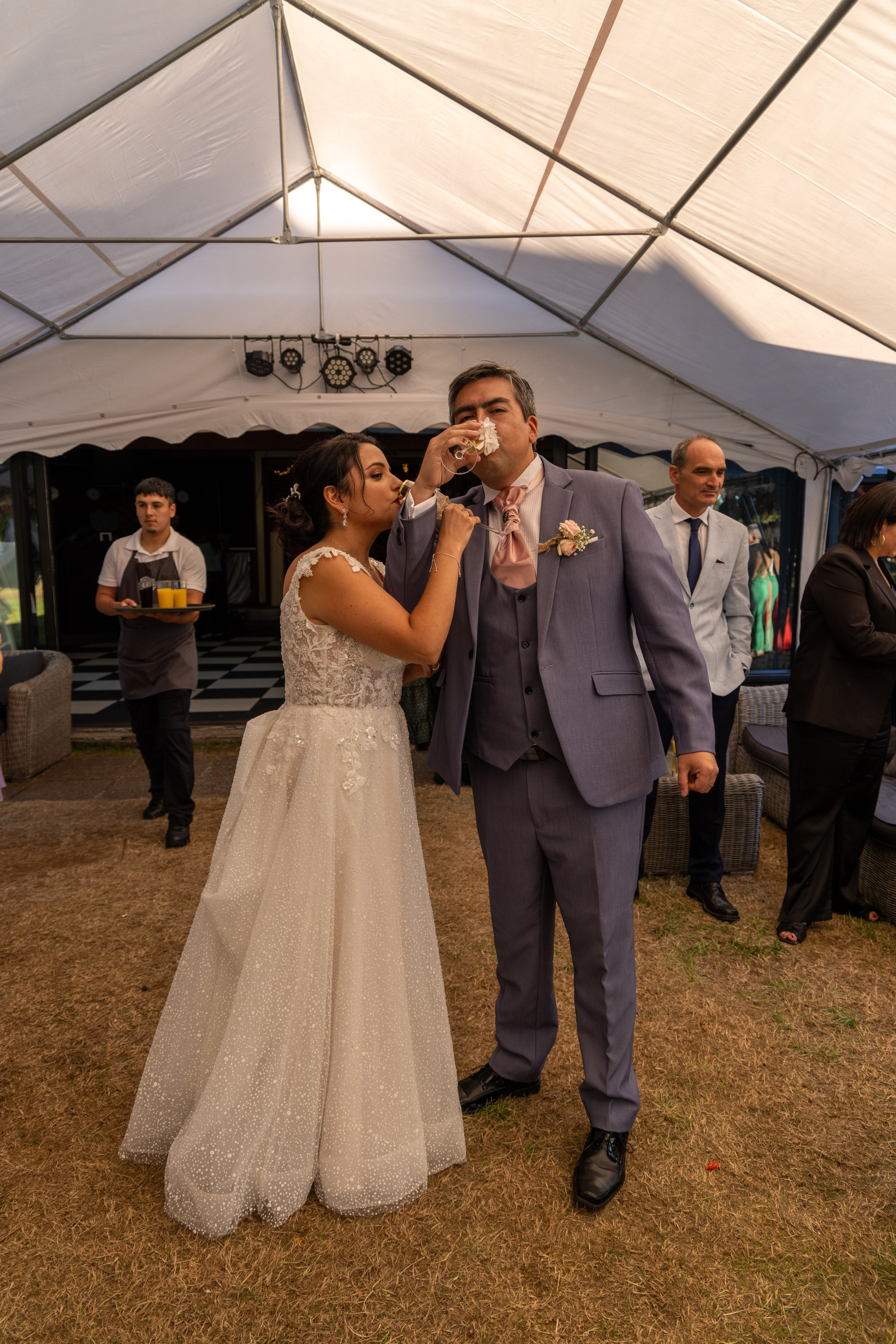 Katherin y Daniel. Dinka & Emilio - El arte de preservar lo que no se repite