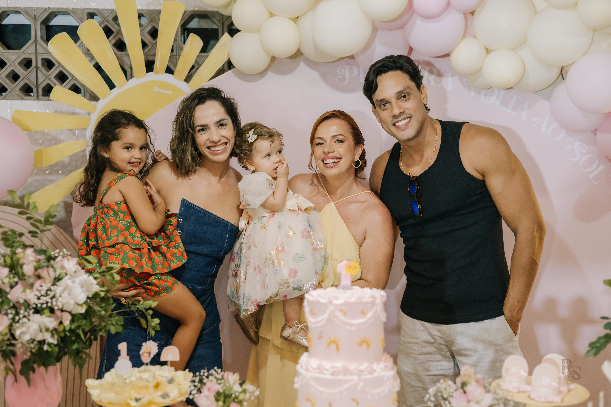 Aurora — 1 ano. Fotógrafo Richard Silvestre — Casamentos na Bahia