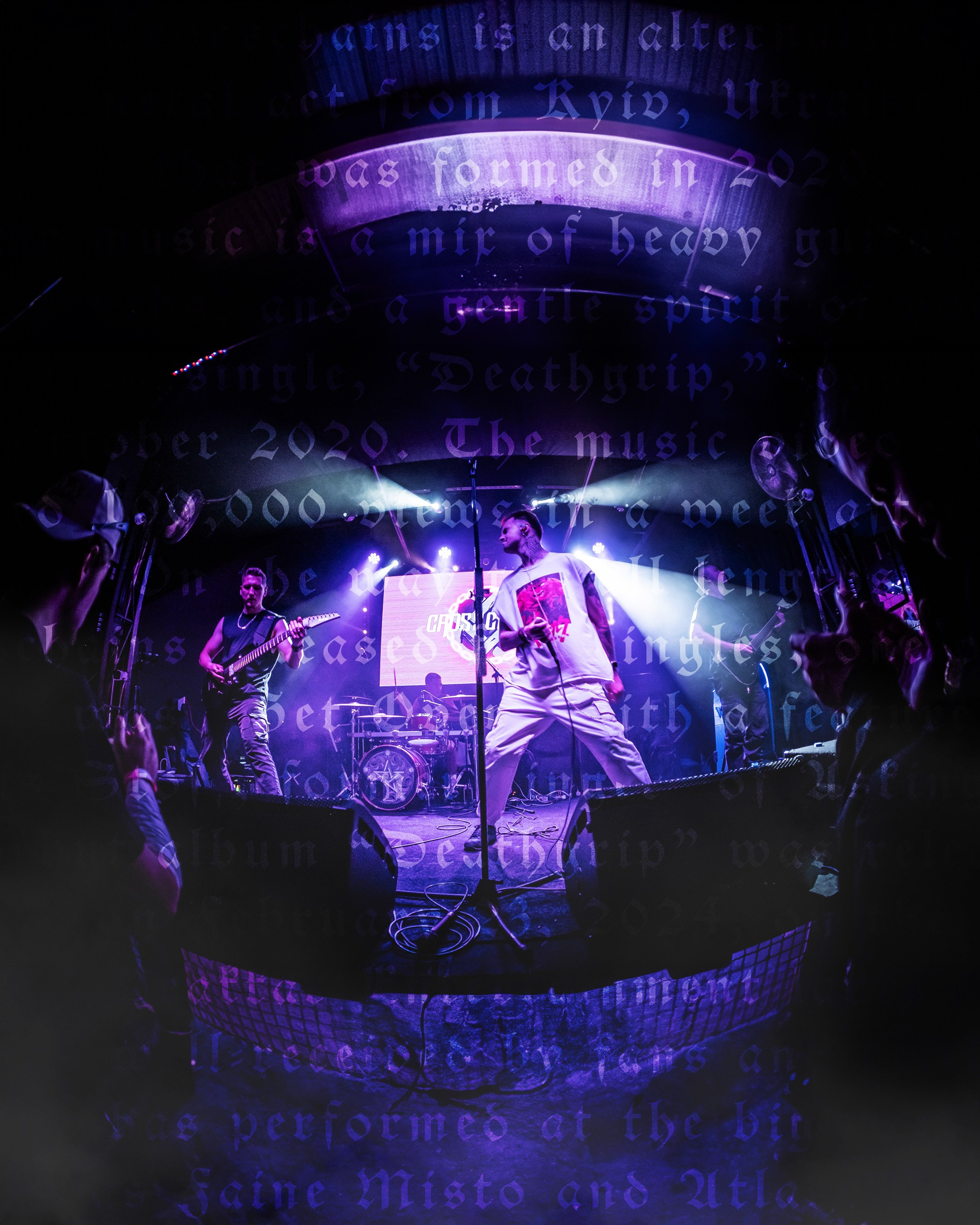 CROSSCHAINS. Photography of Fujicolor.104