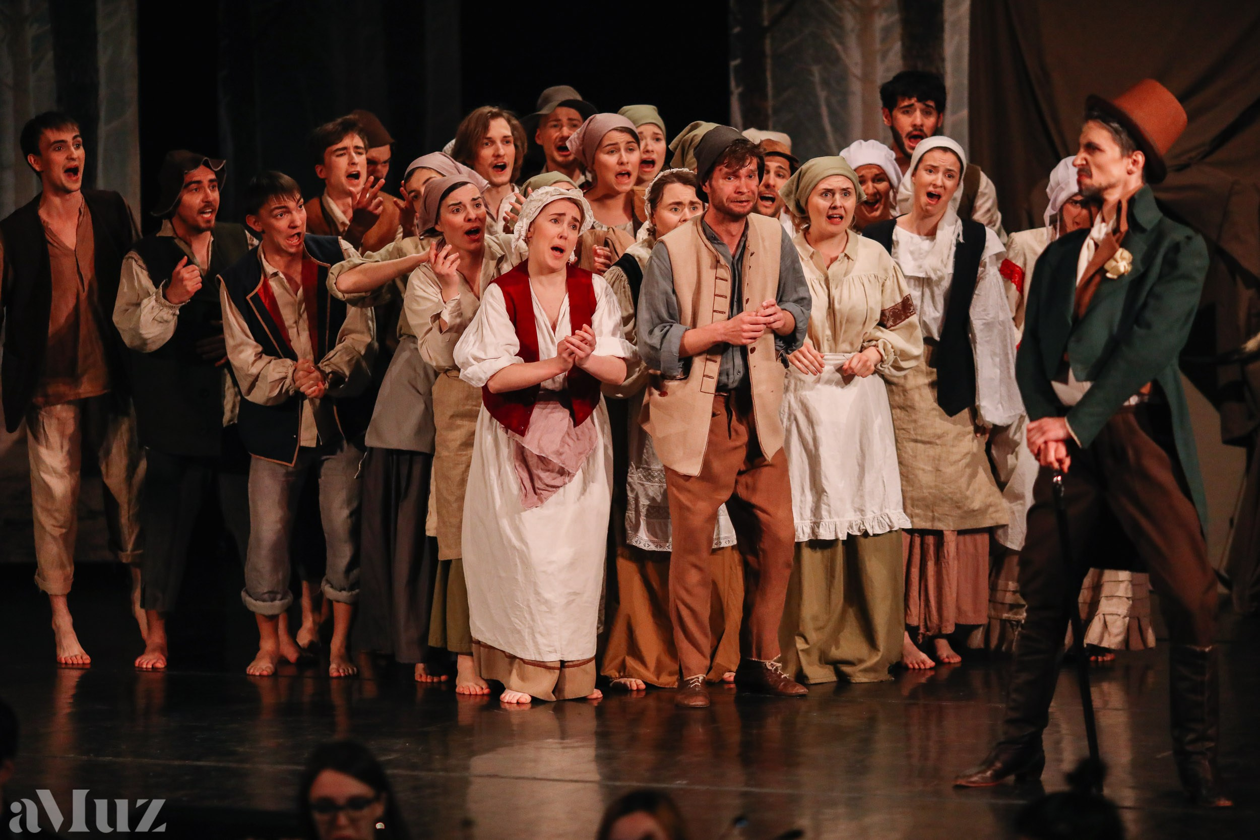 Opera Łąkowa. Fotograf Ślubny Warszawa - Sesje Biznesowe Rodzinne Eventy