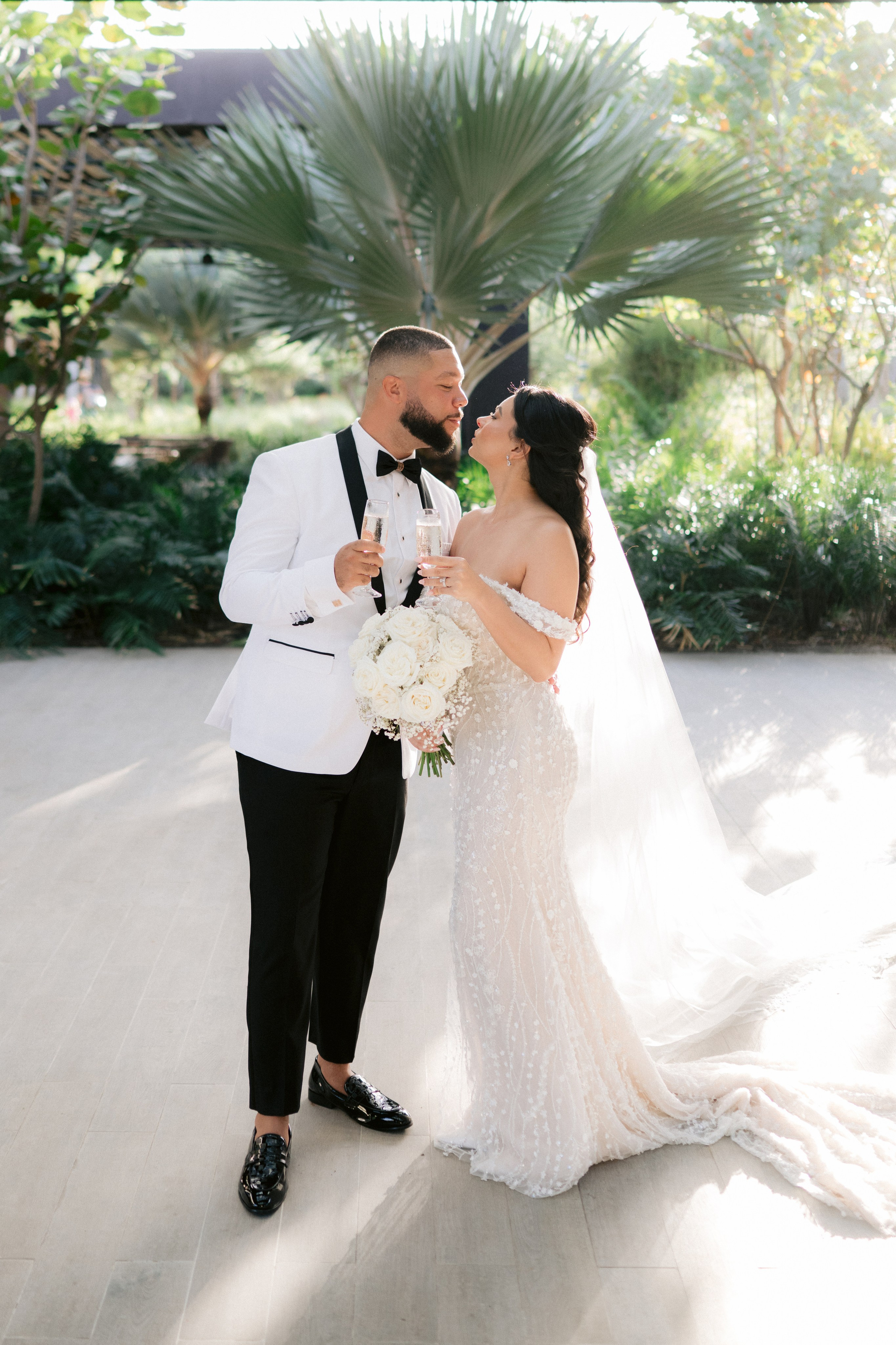 Raquel & Travis. Punta cana wedding family fashion photographer dominican republic, destination wedding photographer, elopement photography Punta Cana