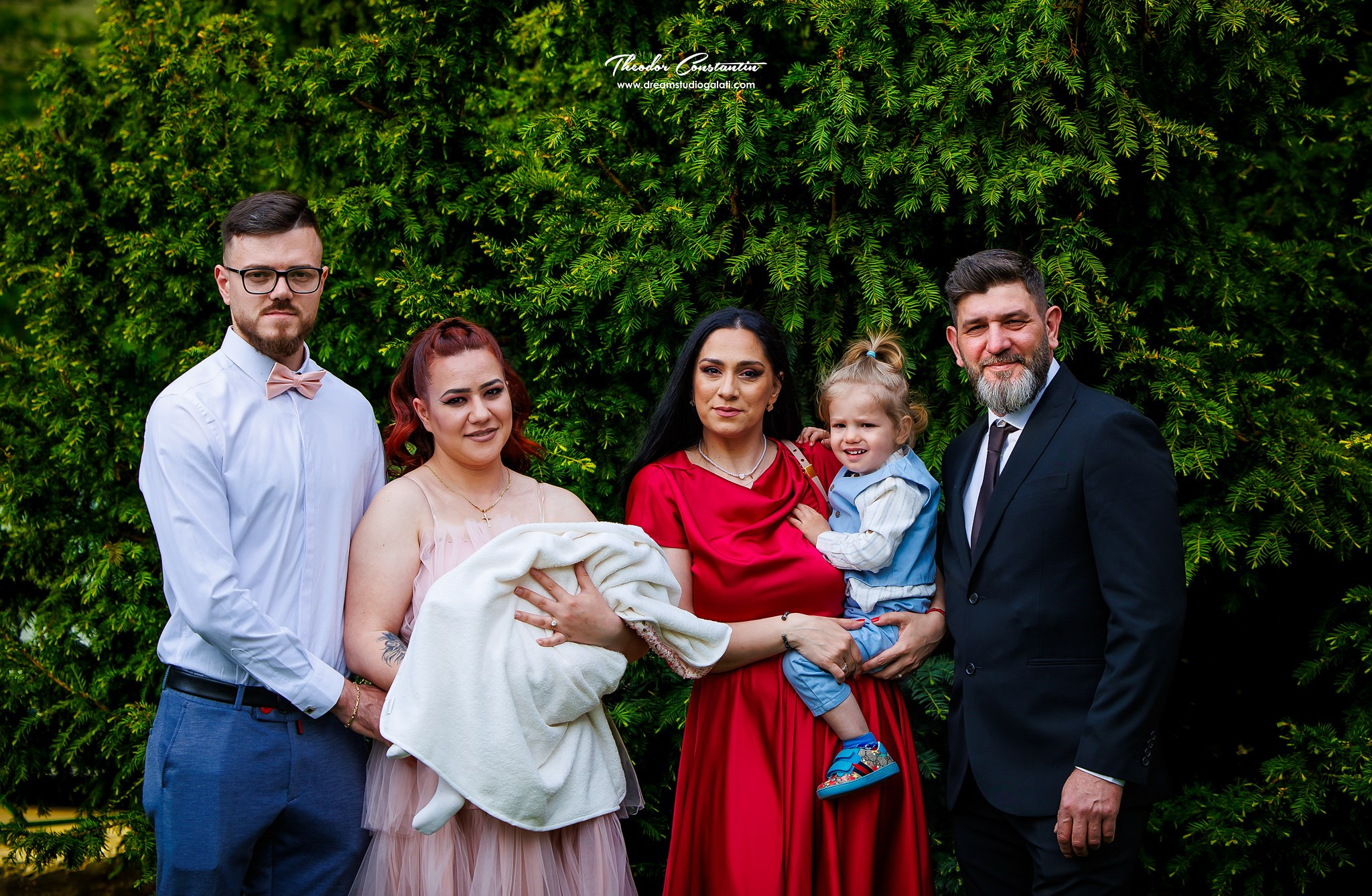 Botez. Dream Studio Galați – ședințe foto profesionale pentru familie, portrete și evenimente