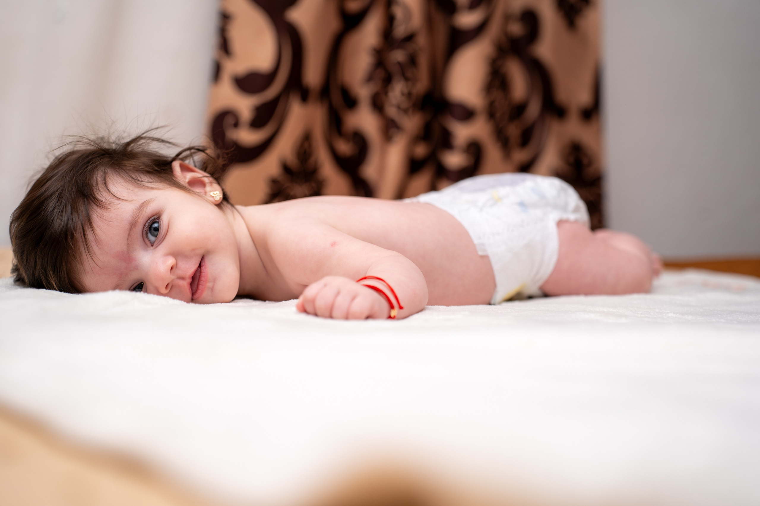 BOTEZ - PRIMUL ZÂMBET