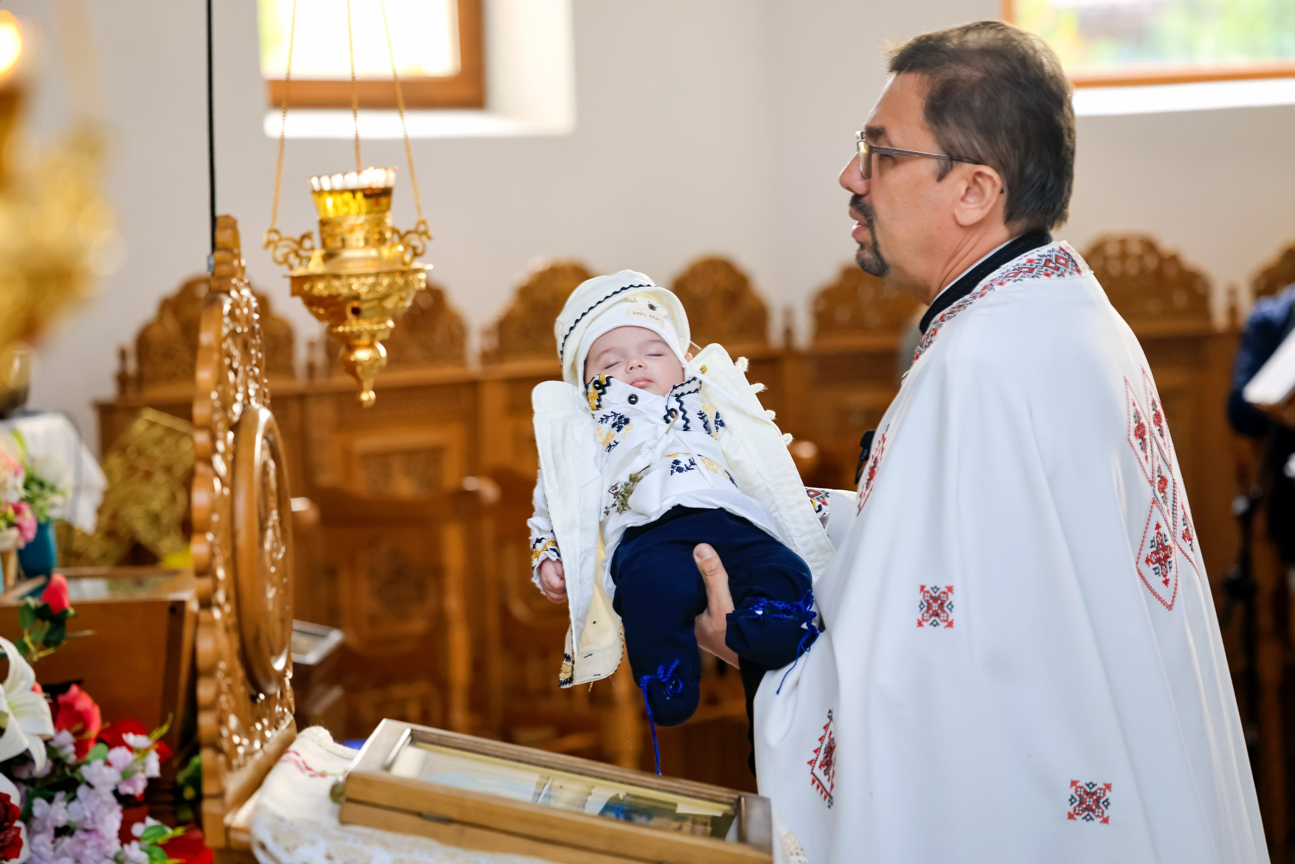 Andrei Sebastian. Moments By Gub