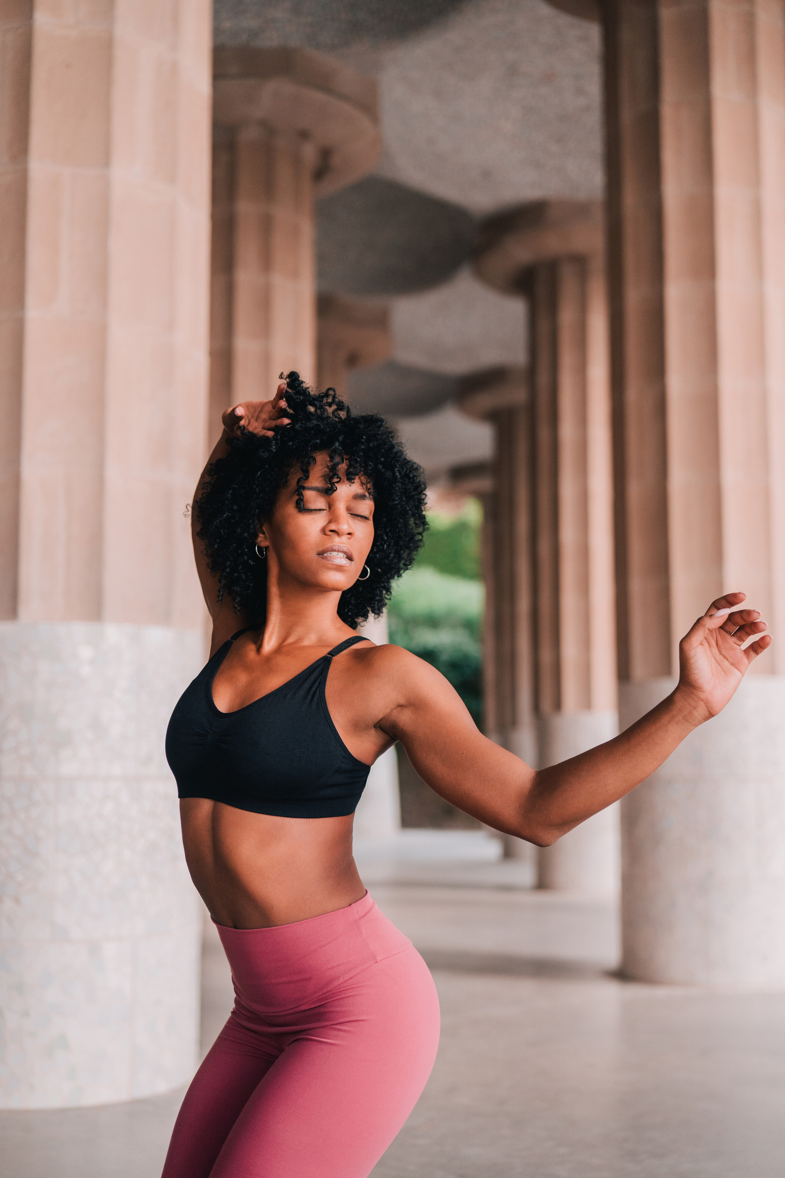 Yoga teacher Kailen. Photographer Kristina Dorina