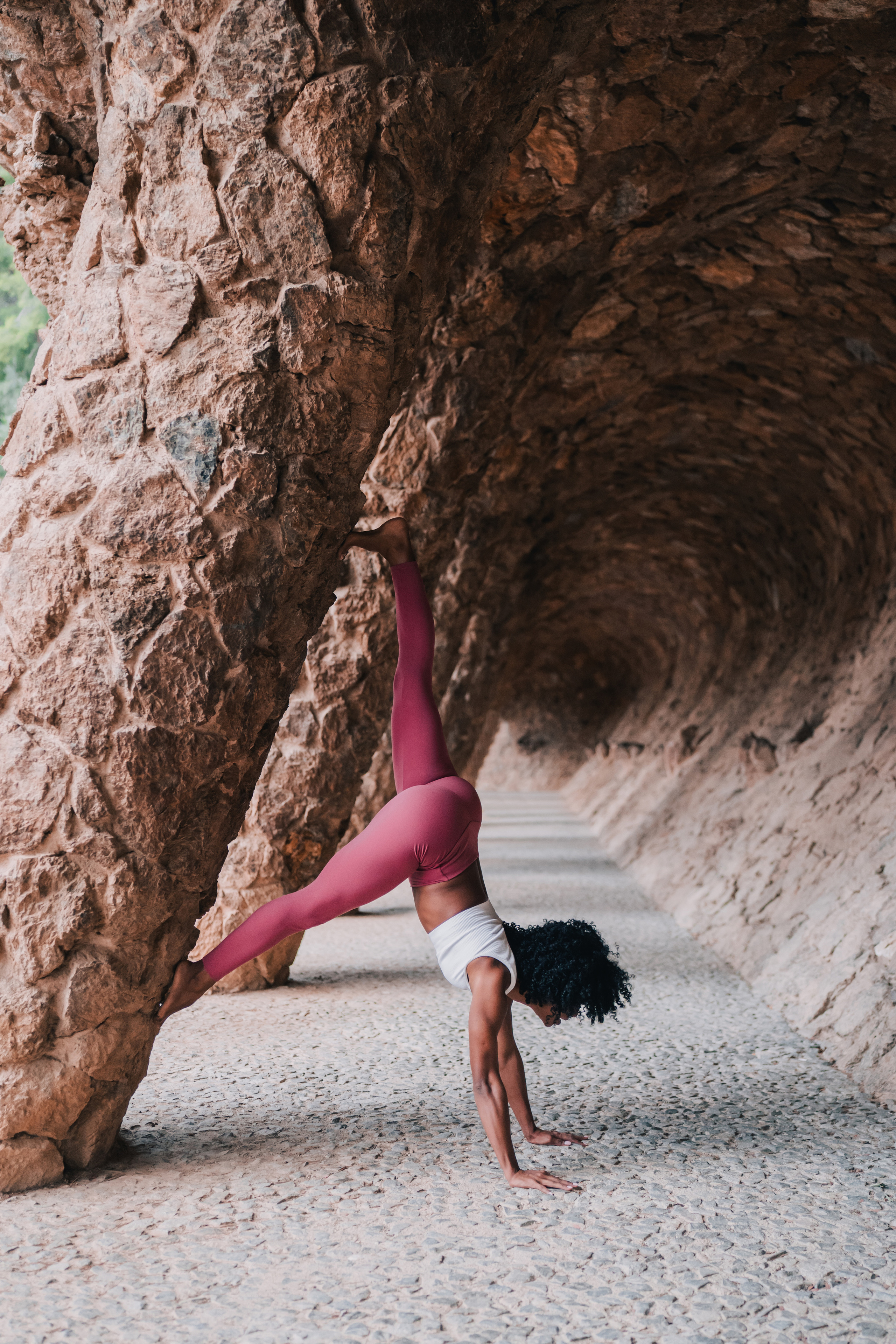 Yoga teacher Kailen. Photographer Kristina Dorina