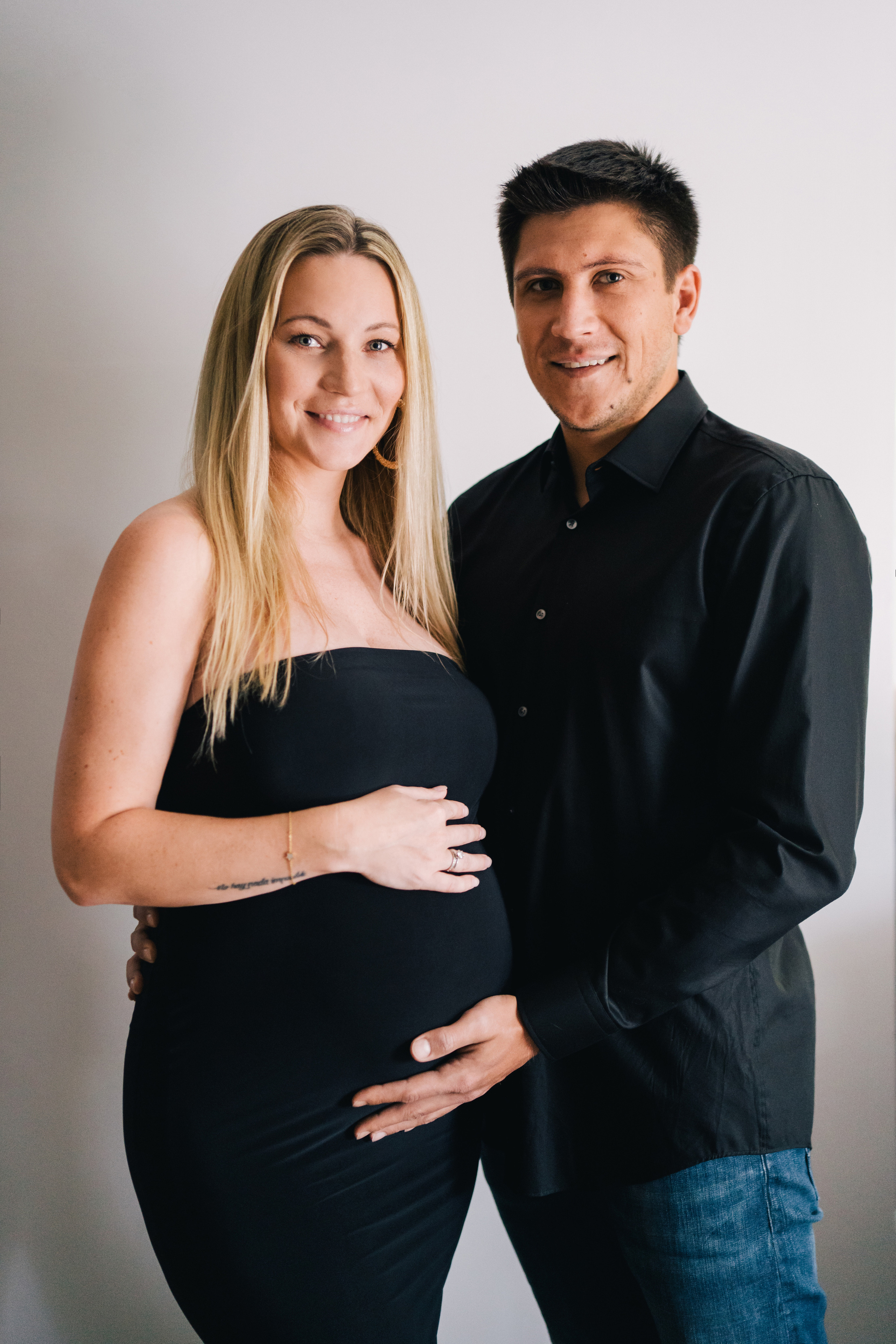 Maternity. Photographer Kristina Dorina