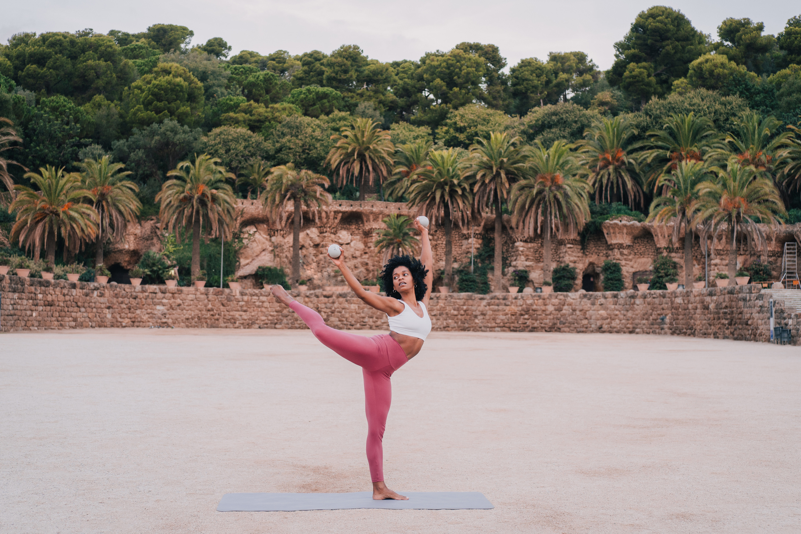 Yoga teacher Kailen. Photographer Kristina Dorina