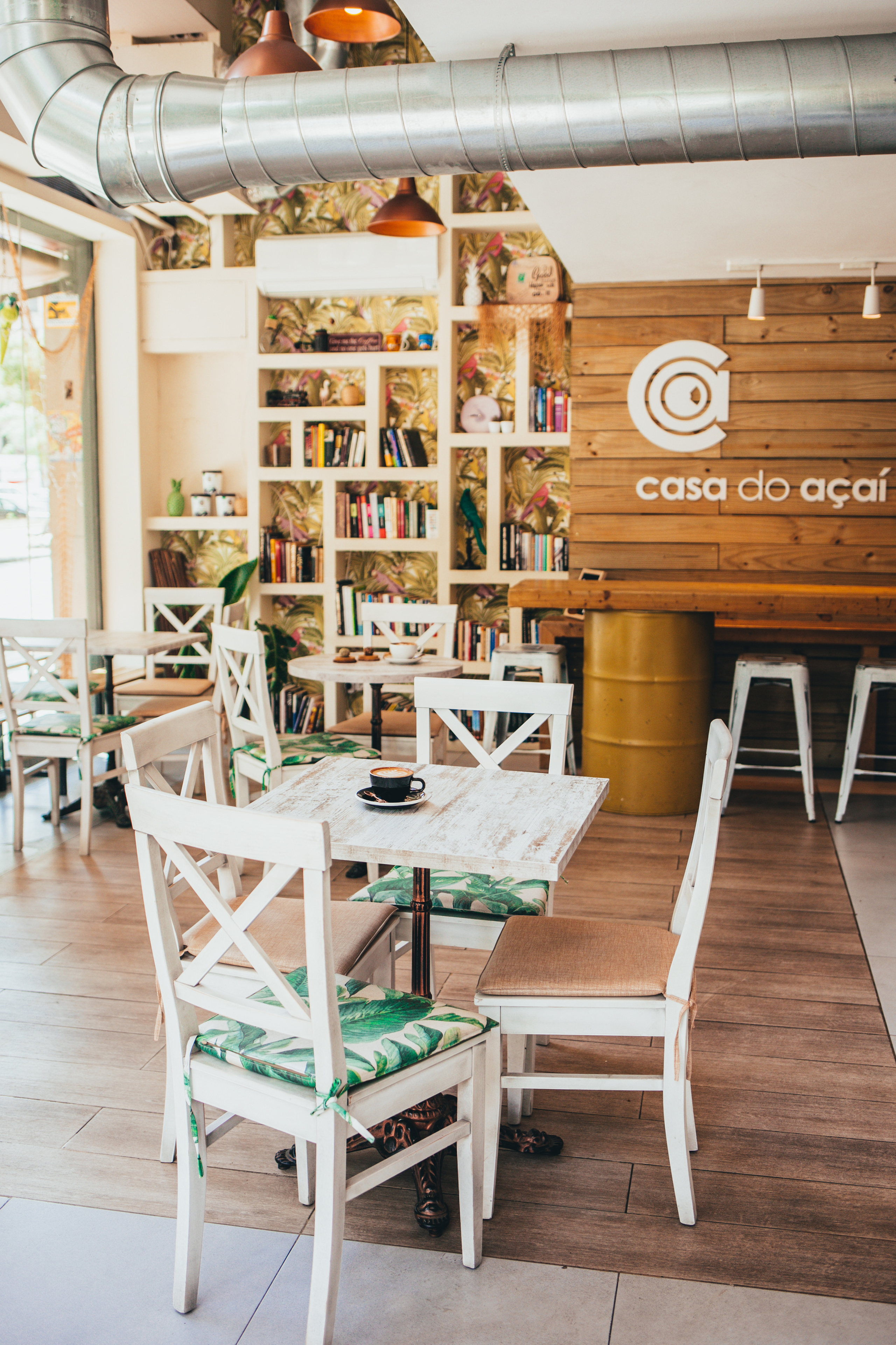 Restaurat Casa Do Acai. Photographer Kristina Dorina