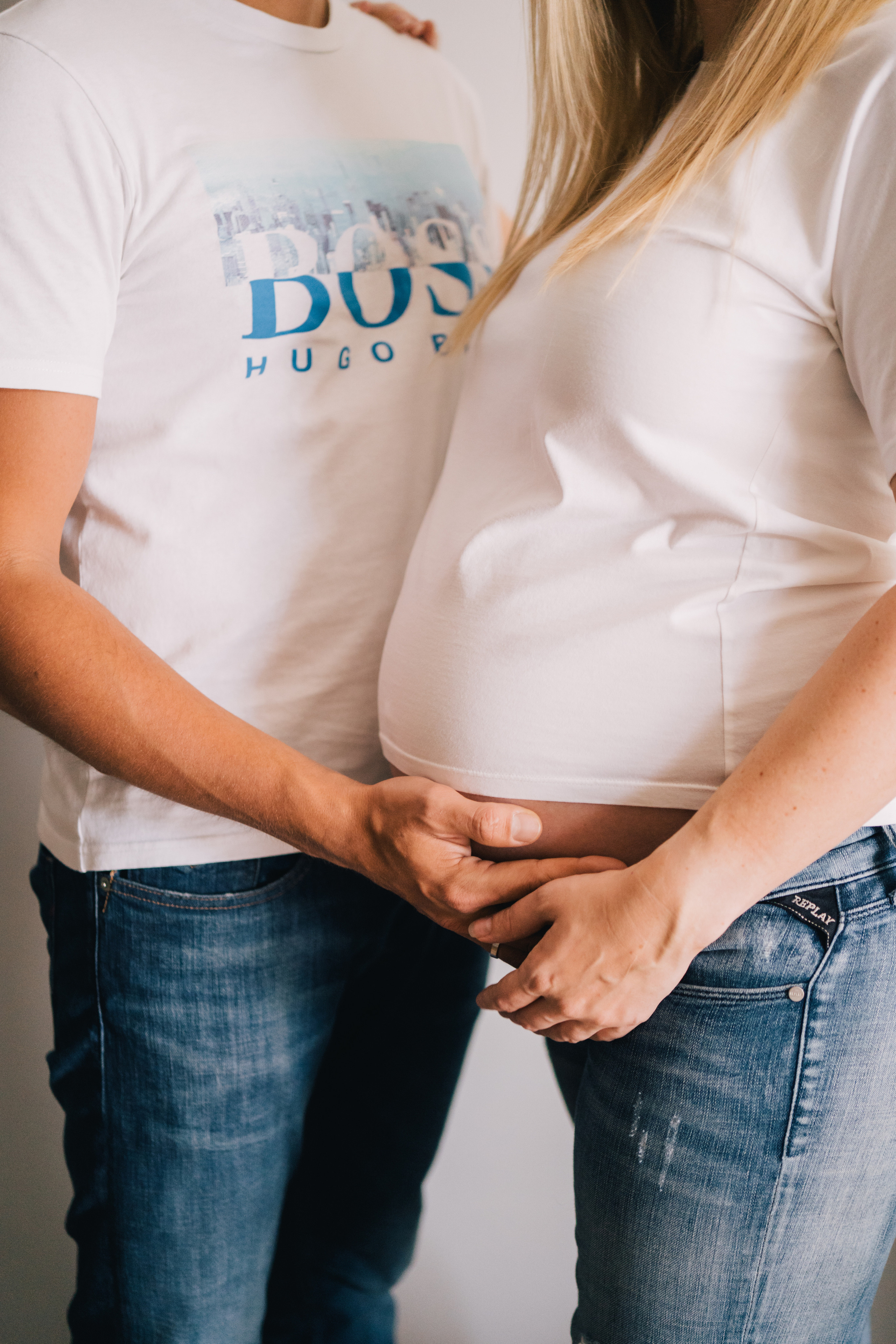 Maternity. Photographer Kristina Dorina