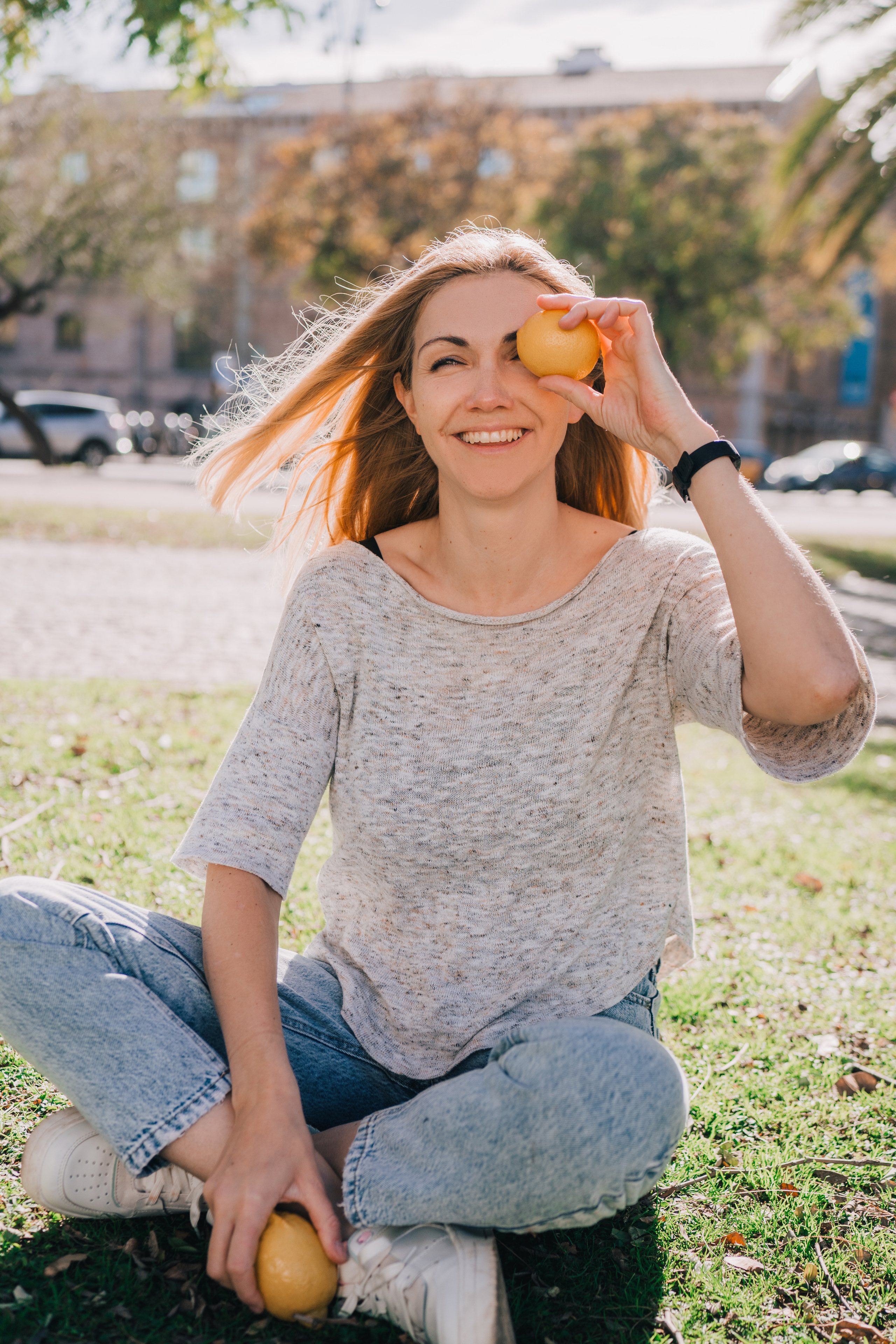 Elena (profile photos for social media). Photographer Kristina Dorina