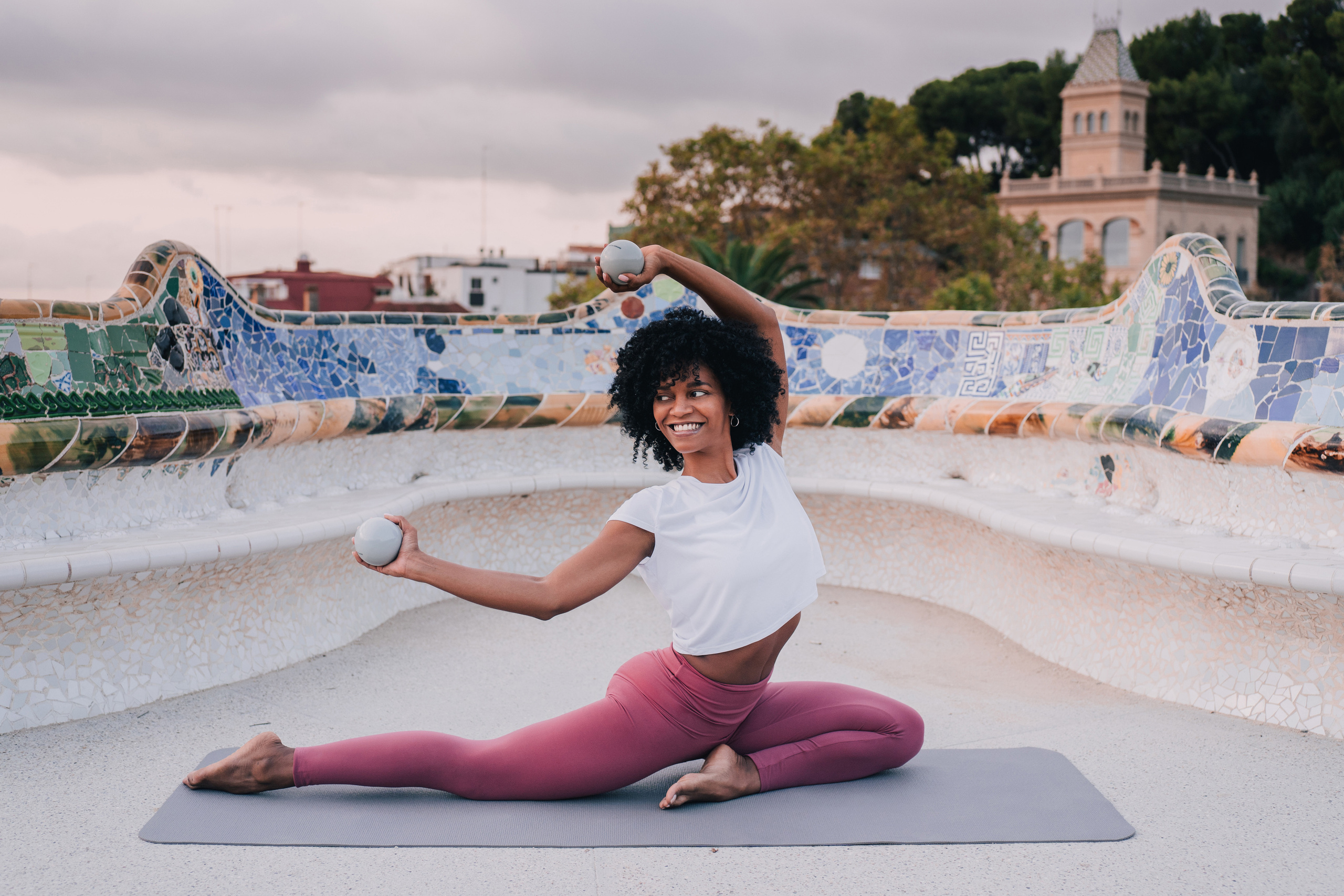 Yoga teacher Kailen. Photographer Kristina Dorina
