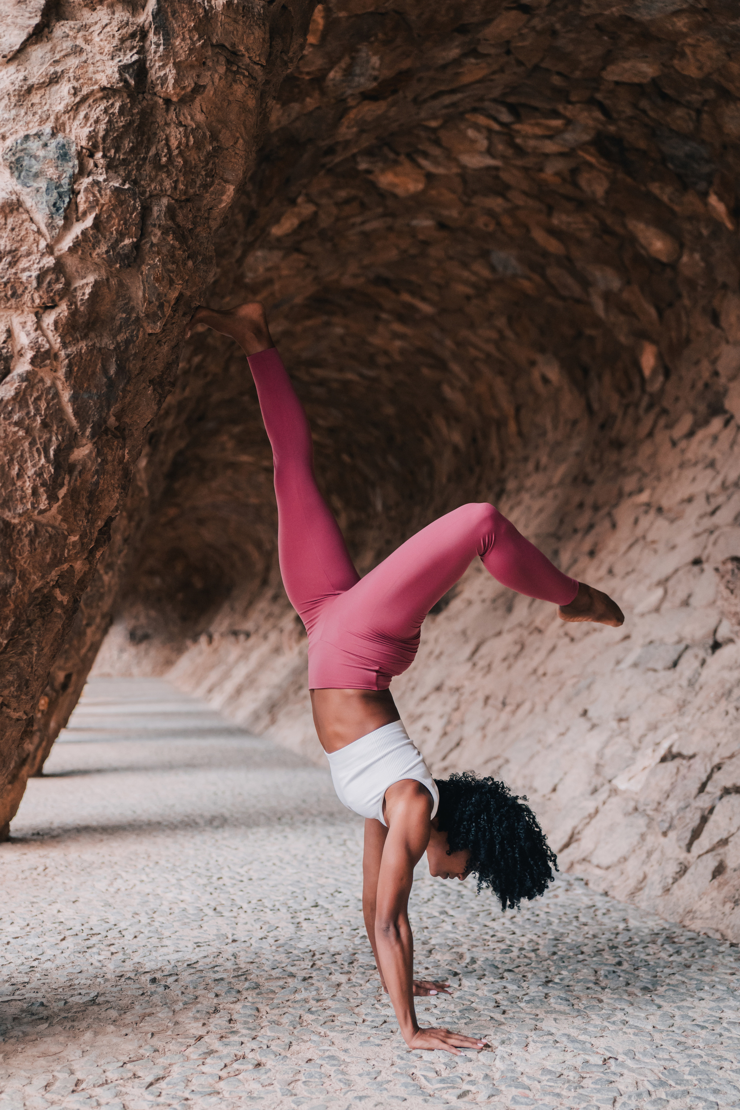 Yoga teacher Kailen. Photographer Kristina Dorina