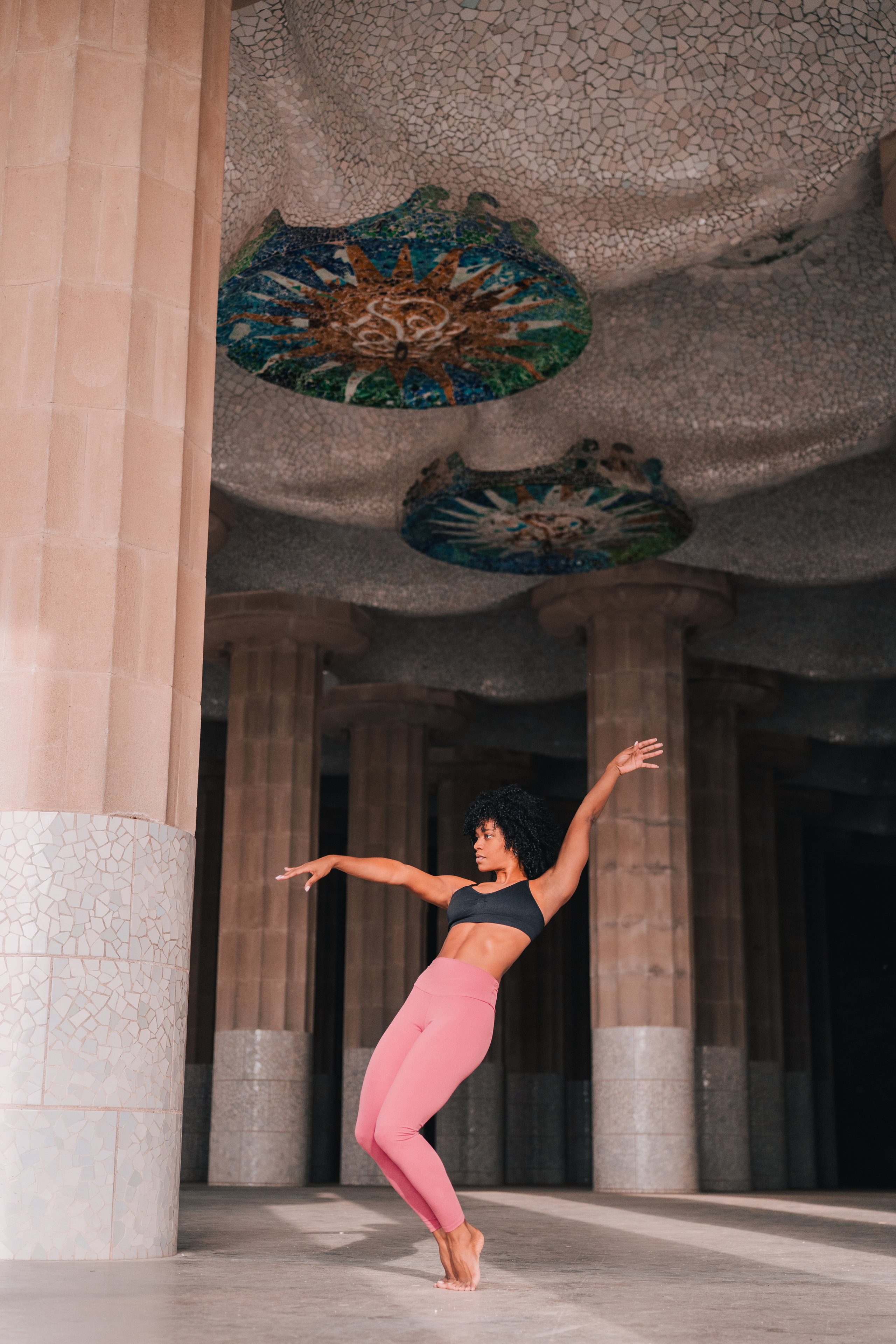 Yoga teacher Kailen. Photographer Kristina Dorina