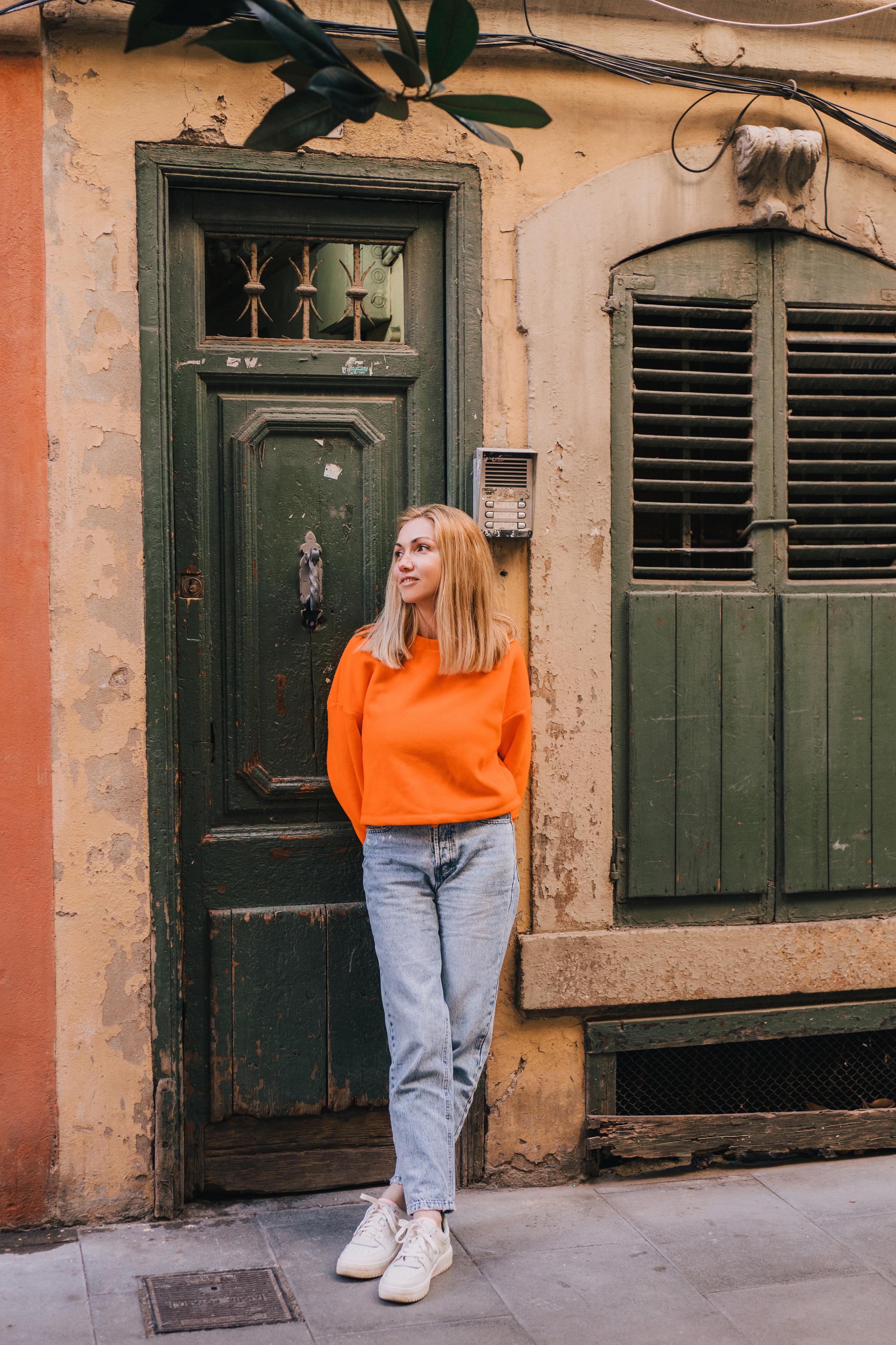 Elena (profile photos for social media). Photographer Kristina Dorina