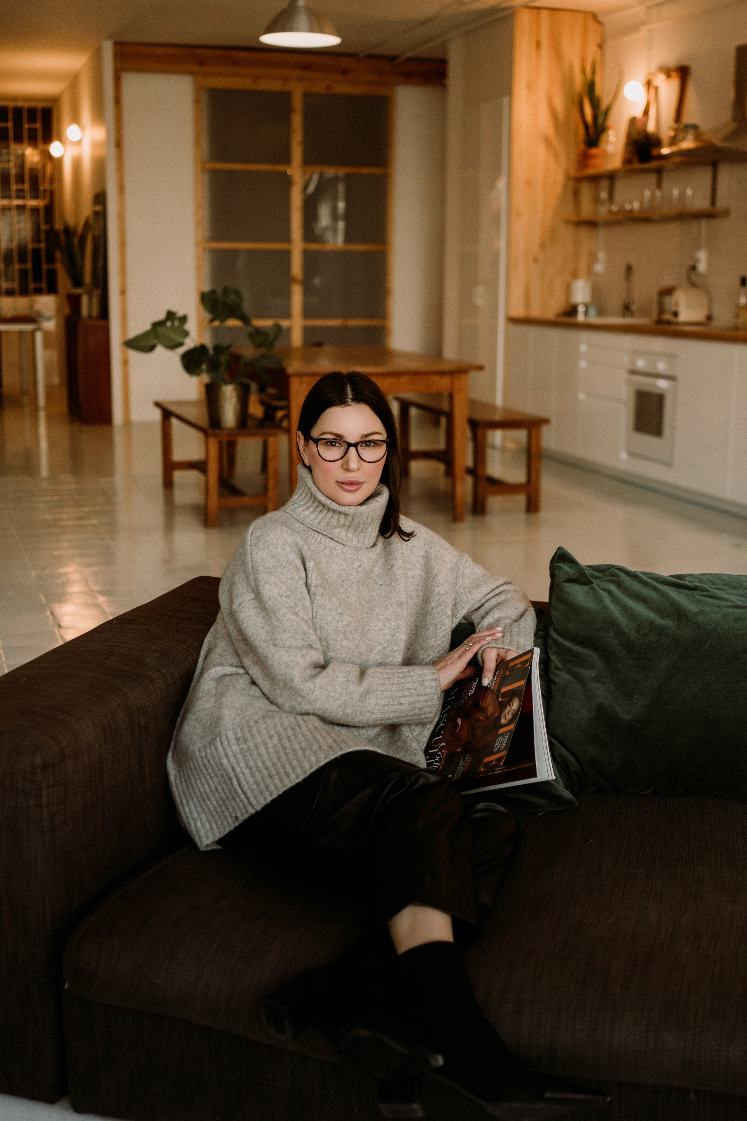 Brand photo for Hair Stylist. Photographer Kristina Dorina