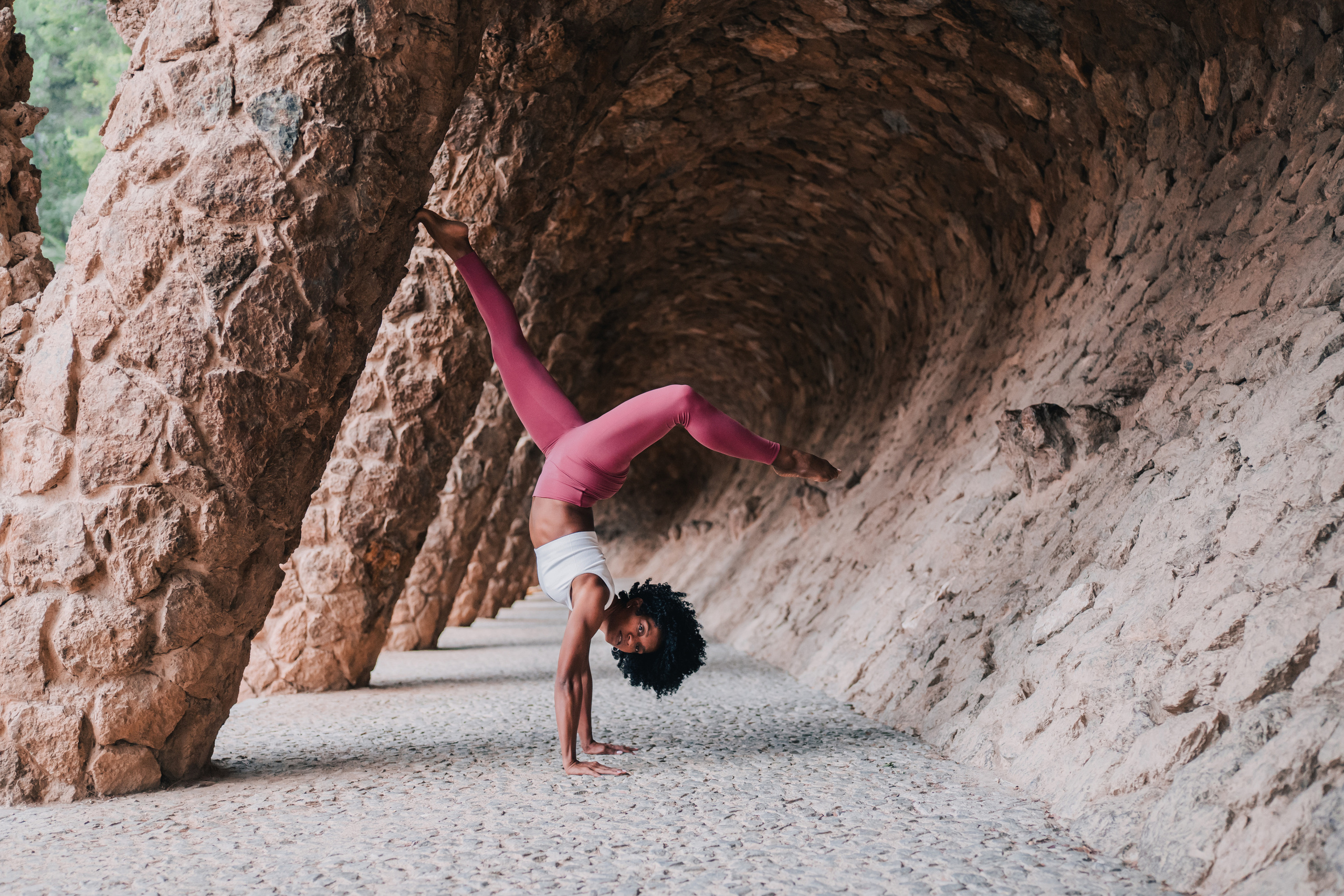 Yoga teacher Kailen. Photographer Kristina Dorina