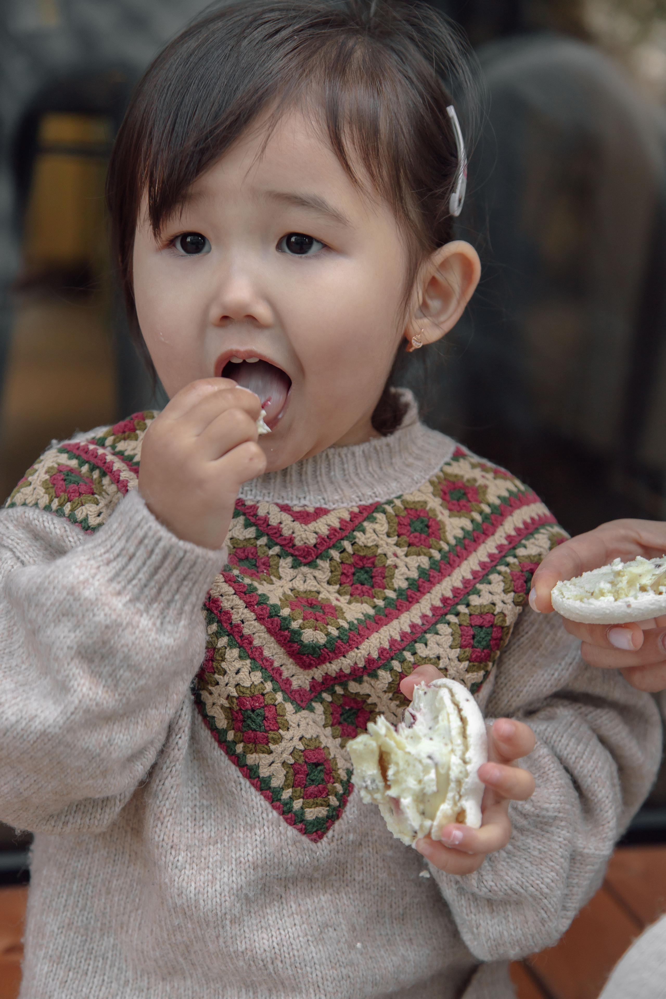 Мама и дочка. Умут & Адия. Свадебный фотограф в Бишкеке