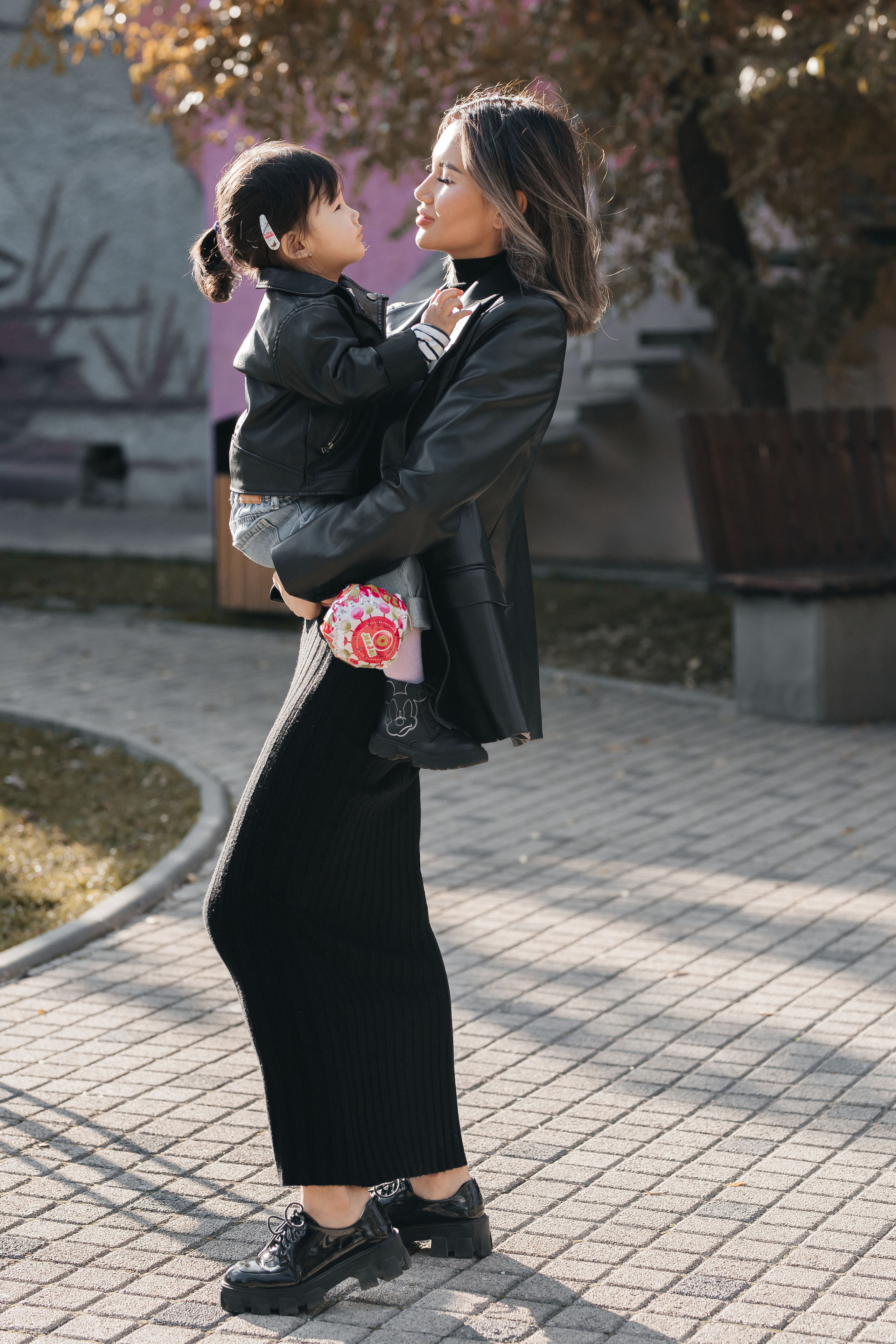 Мама и дочка. Умут & Адия. Свадебный фотограф в Бишкеке