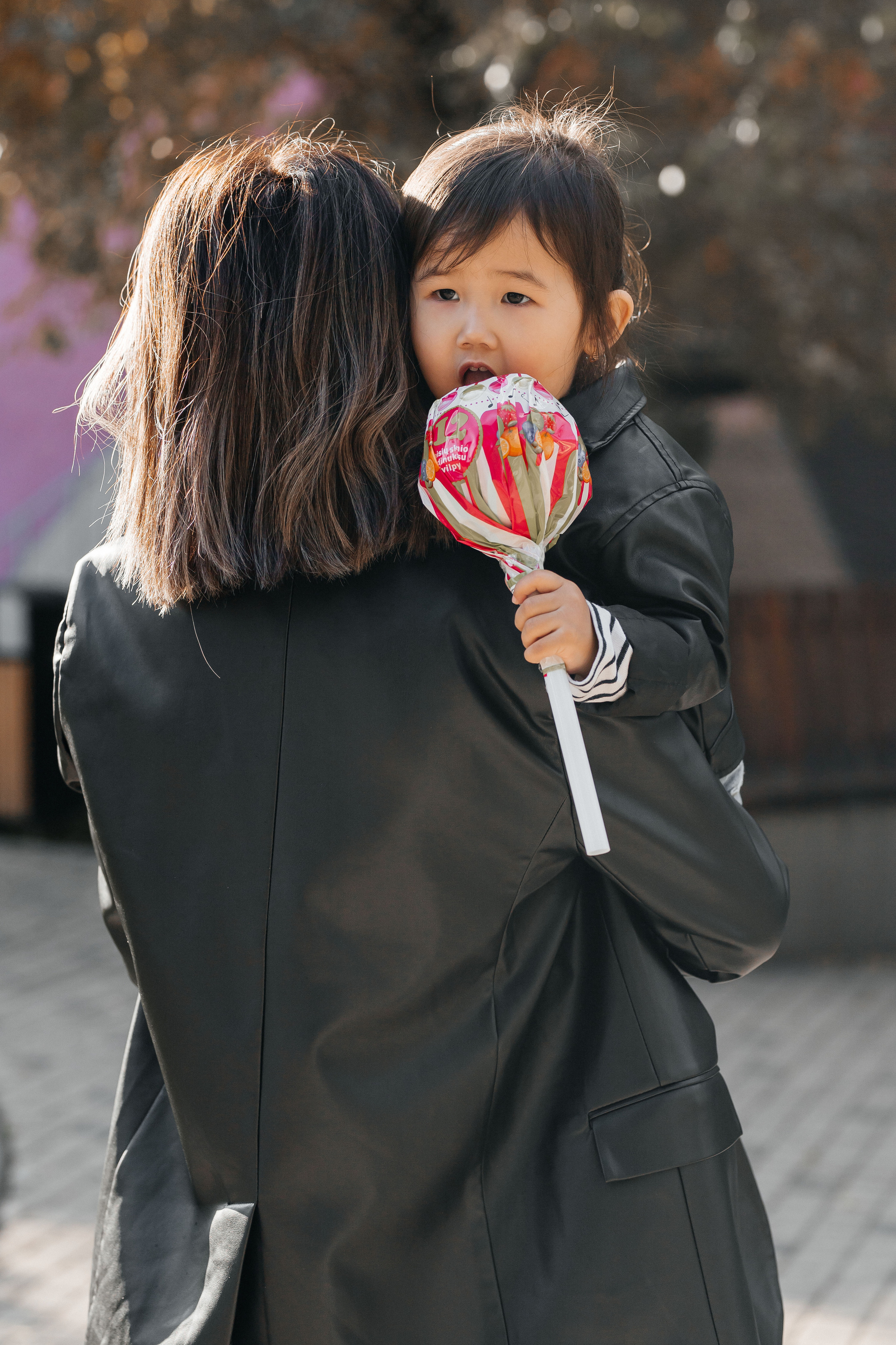 Мама и дочка. Умут & Адия. Свадебный фотограф в Бишкеке