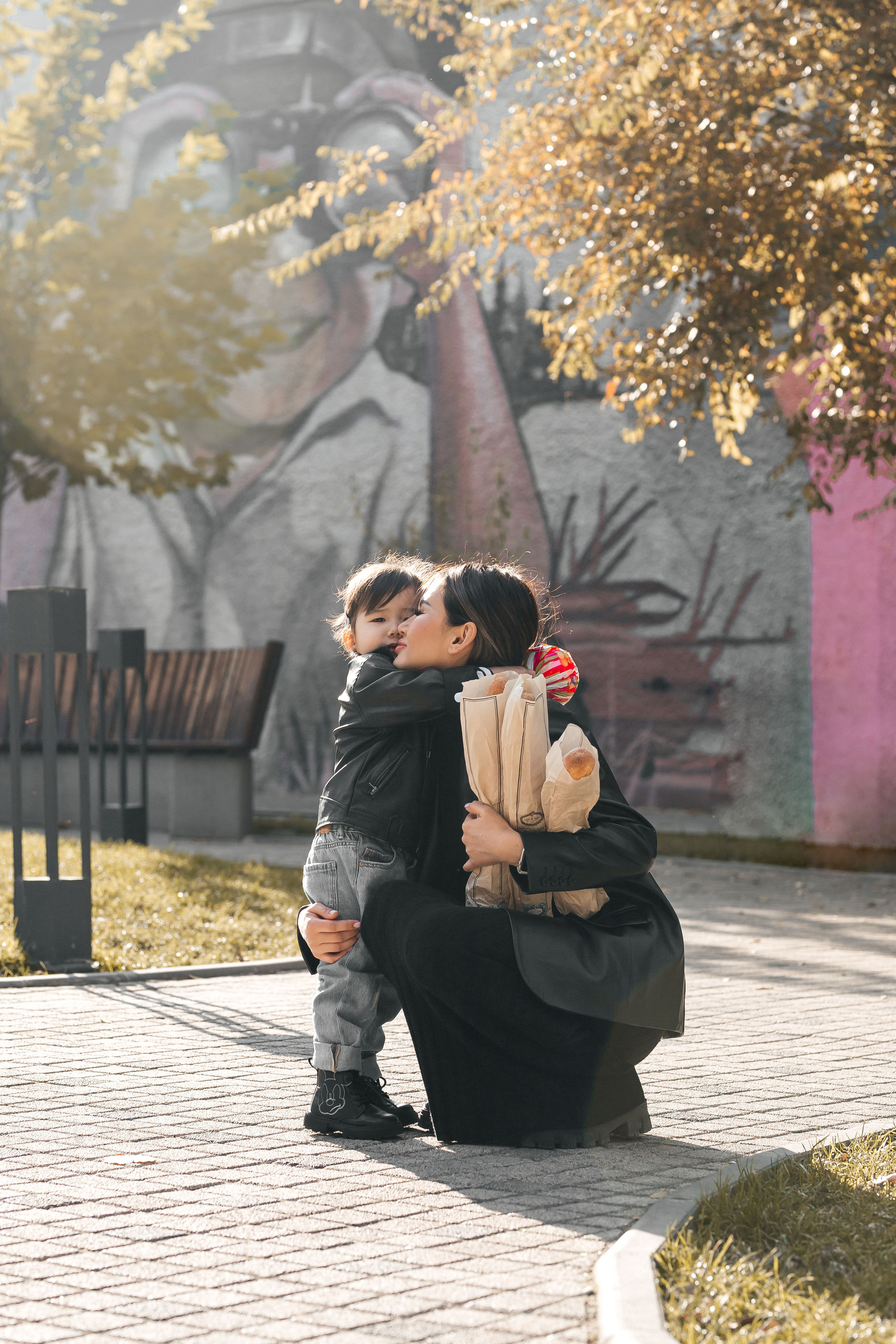 Мама и дочка. Умут & Адия. Свадебный фотограф в Бишкеке