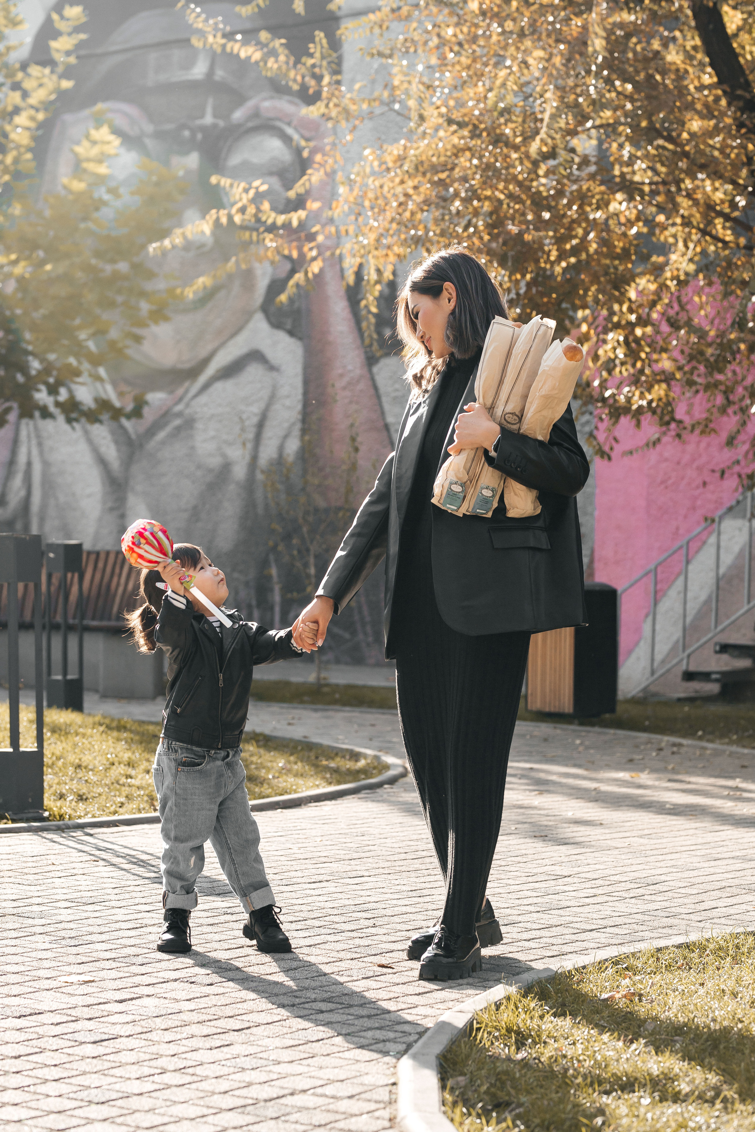 Мама и дочка. Умут & Адия. Свадебный фотограф в Бишкеке