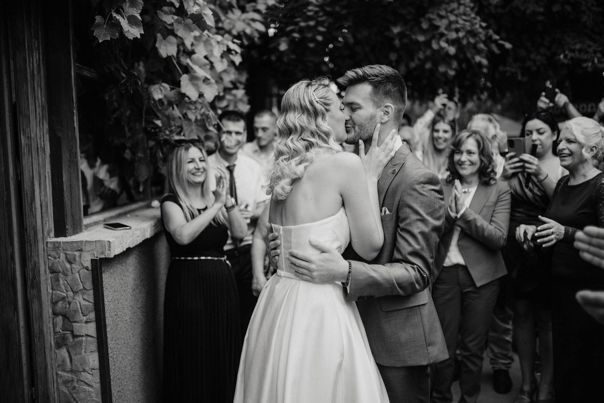 Jovana & Zoran. Wedding photographer based in Novi Sad, Marko Milivojevic