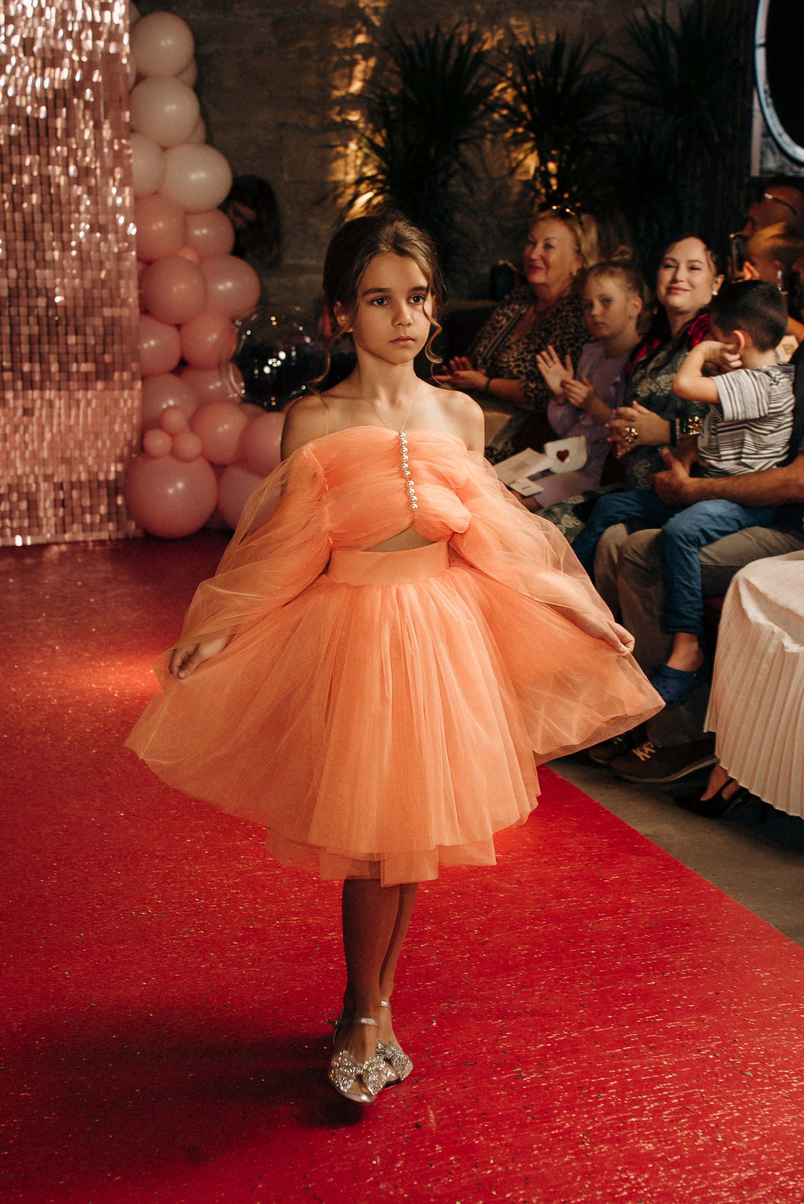 Fashion show. Портретный и семейный фотограф в Лимассоле Кипр Анна Руссу